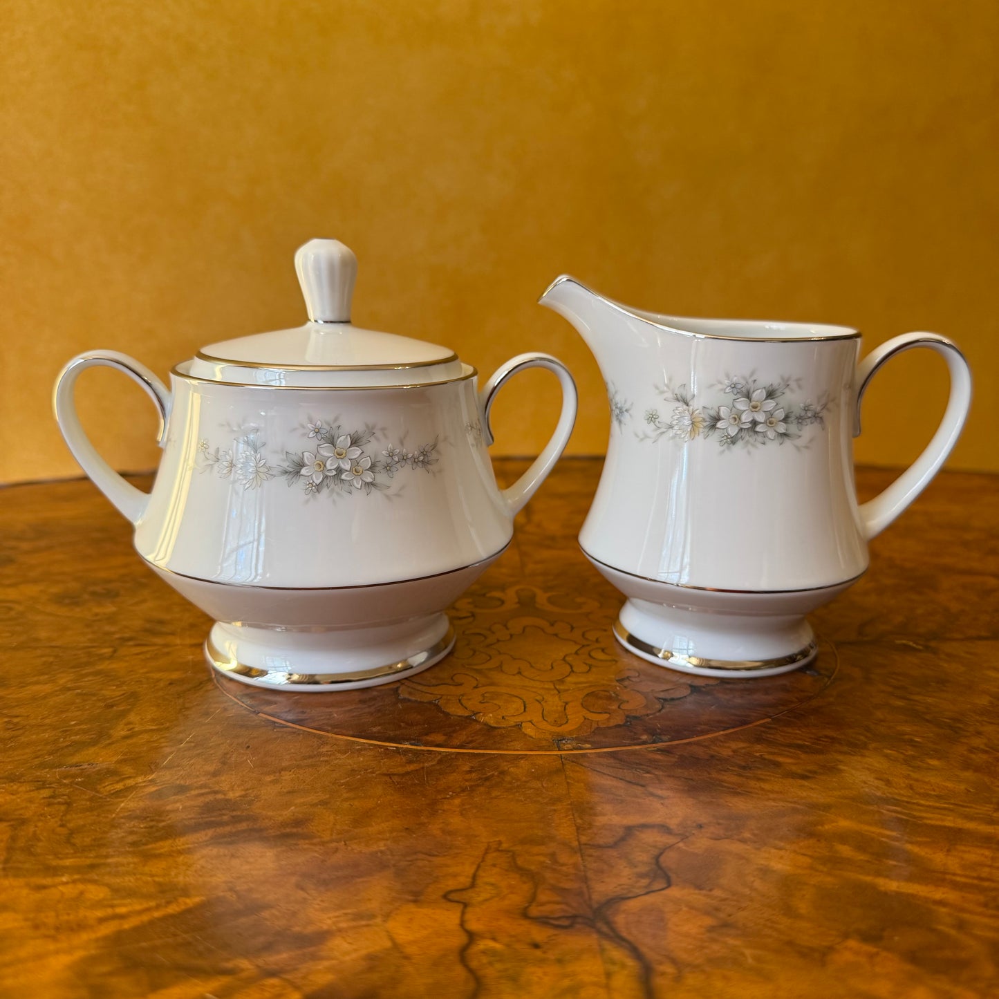 Noritake Melissa 24 Piece Tea Set