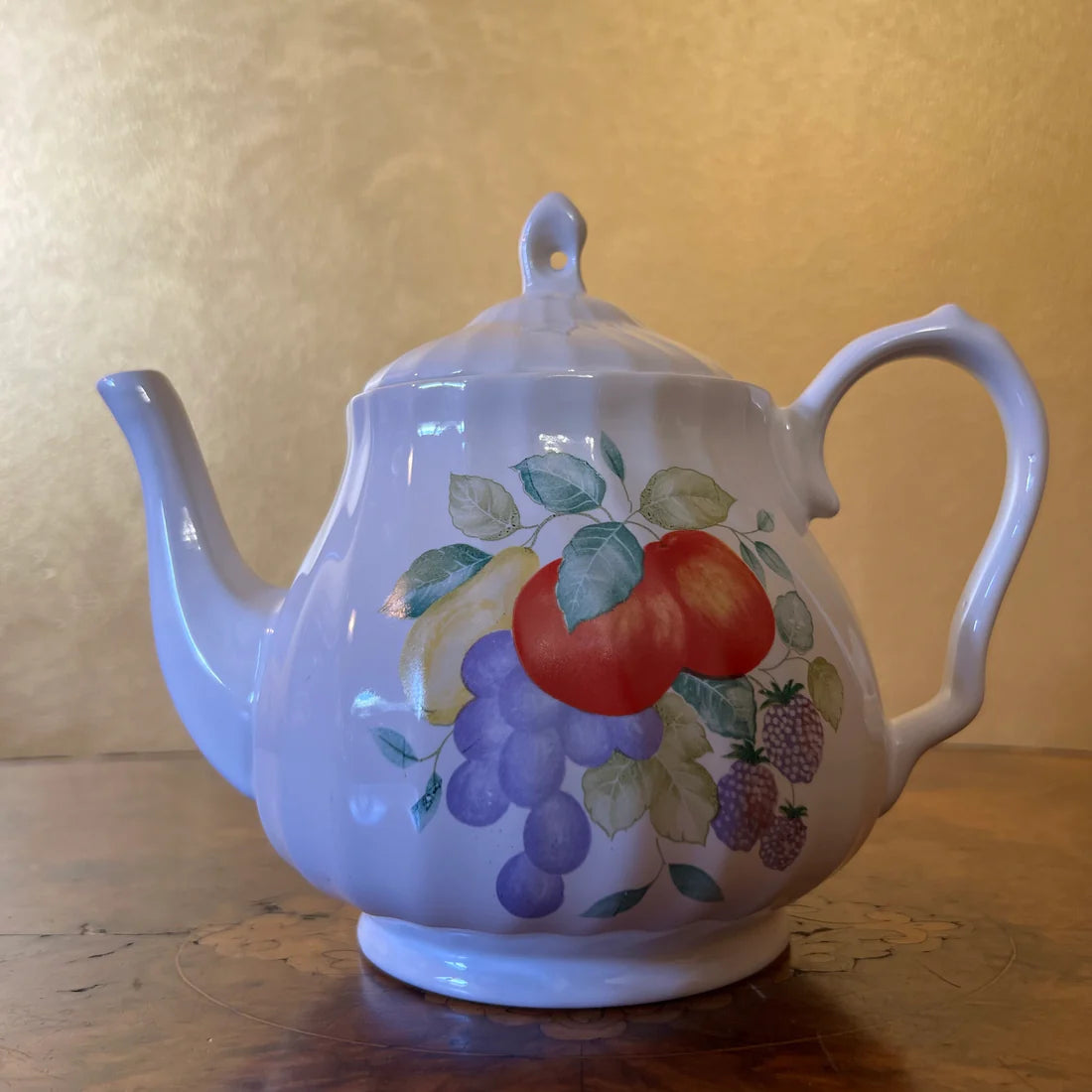 Kun Lun Fruit Print Teapot