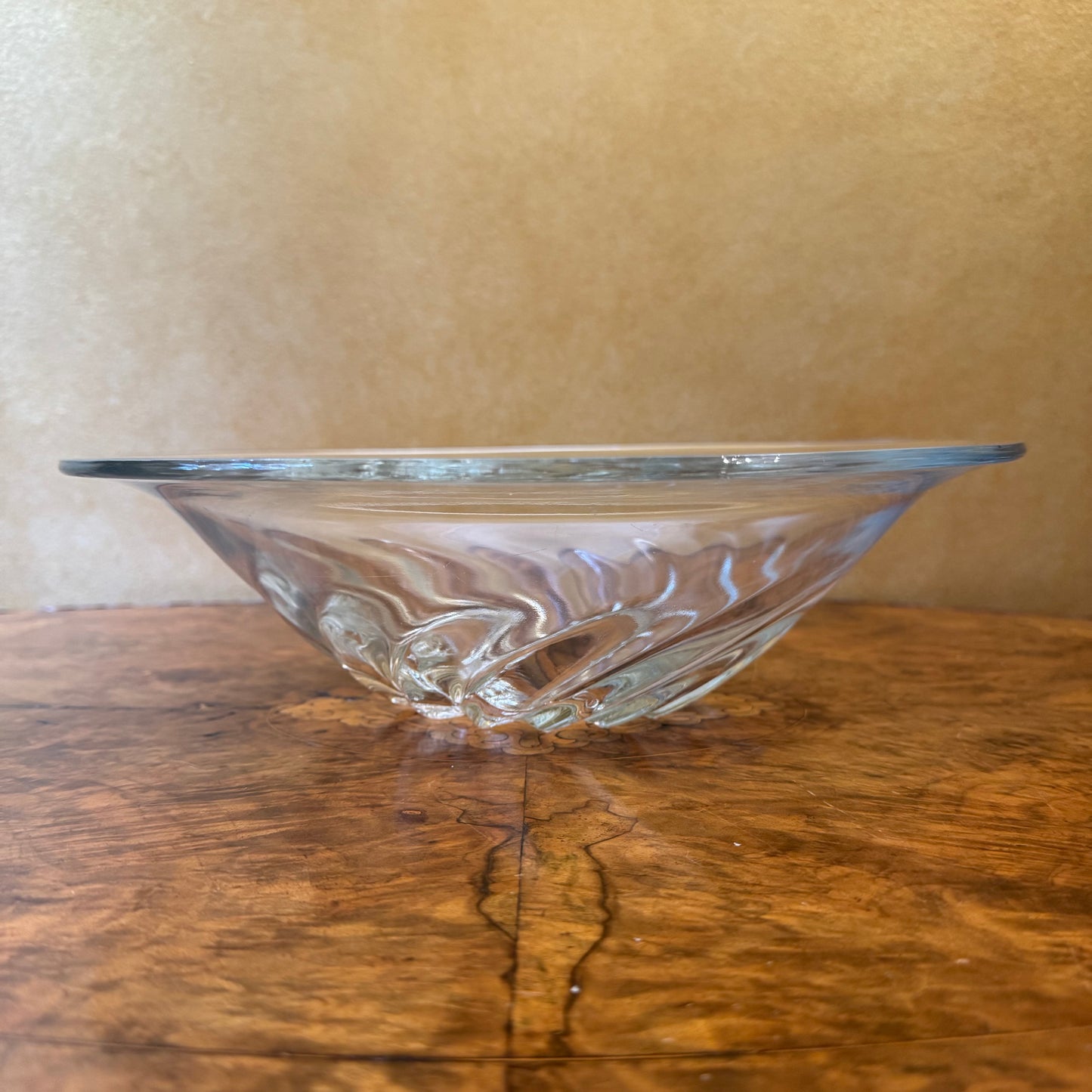 Large Glass Swirl Base Bowl 