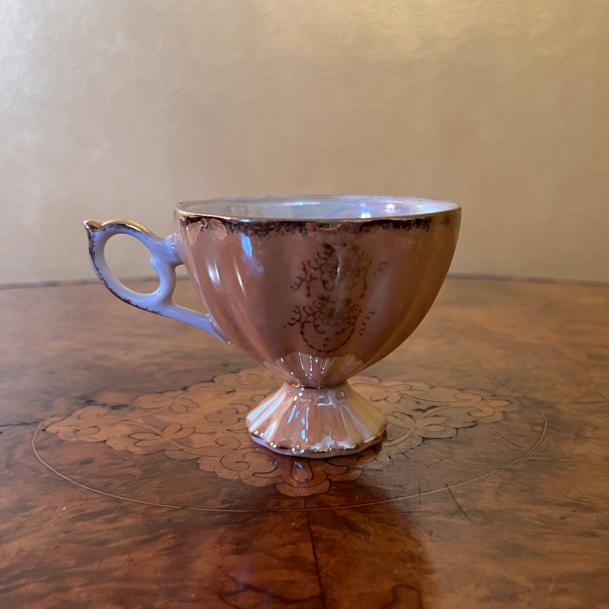 Lustreware Courting Print Tea Cup 