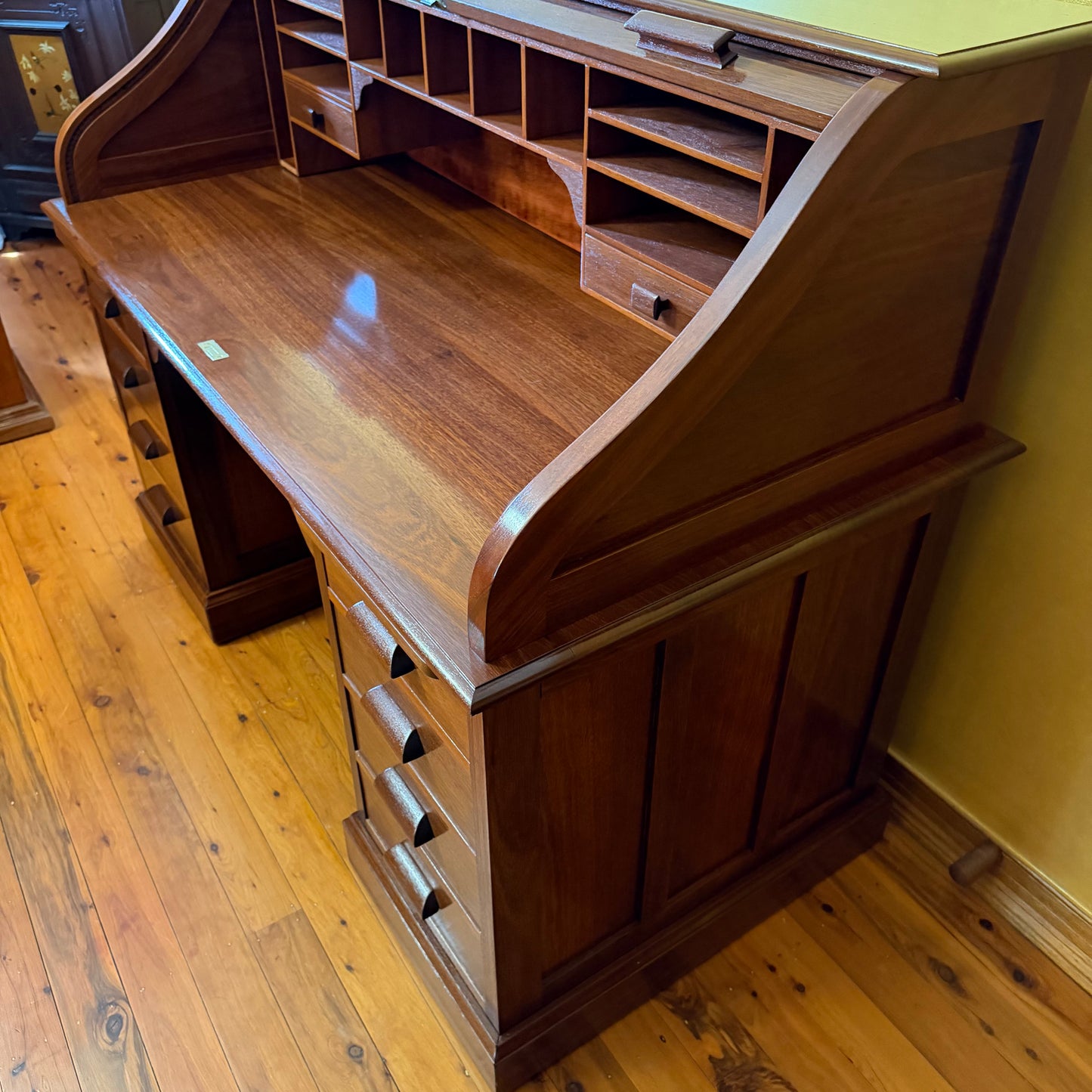 Mahogany Roll Top Desk 
