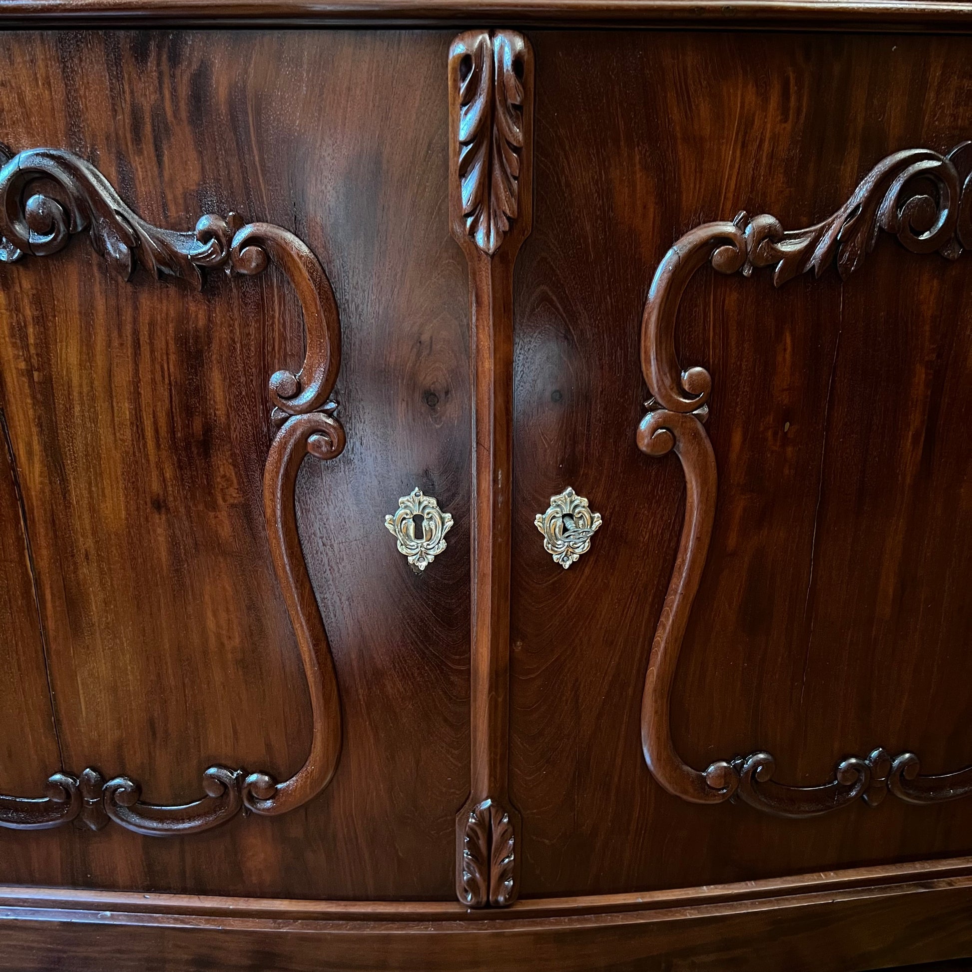 Mahogany Serpentine Cutlery Sideboard