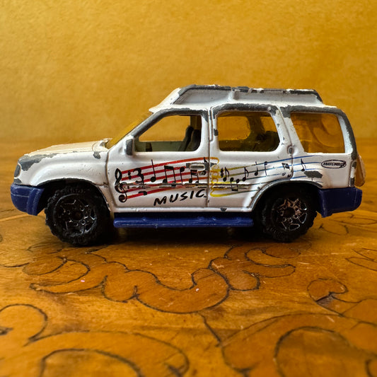 Matchbox 2000 Music Nissan Xterra