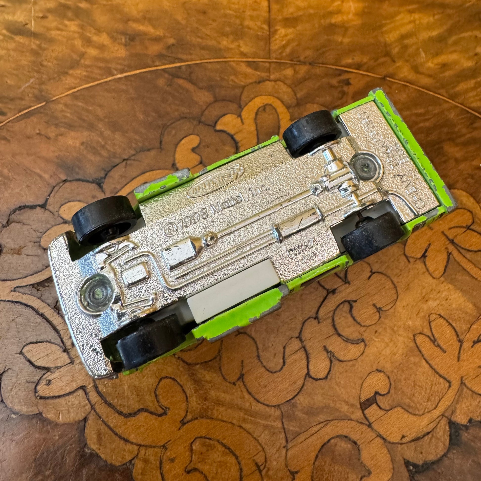 Matchbox Chevy Transport Bus- 1998 Chevy Transport 