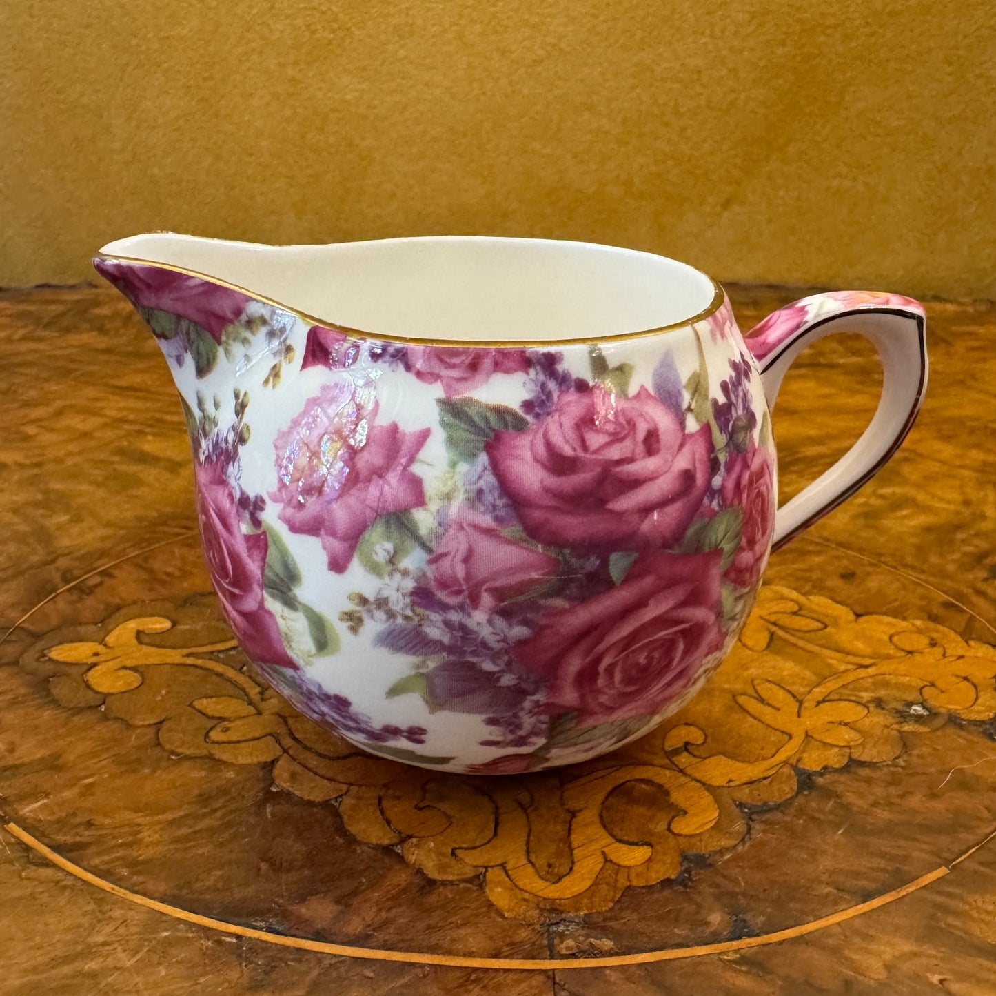 Maxwell & Williams Roseberry Floral Pink Red Roses 