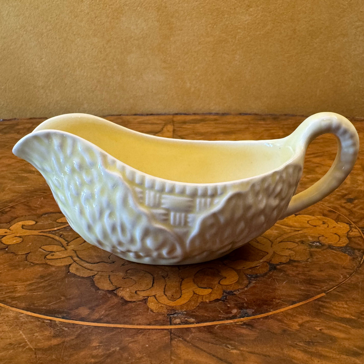 Midwinter Burslem Yellow Cabbage Leaf Gravy Boat & Saucer 