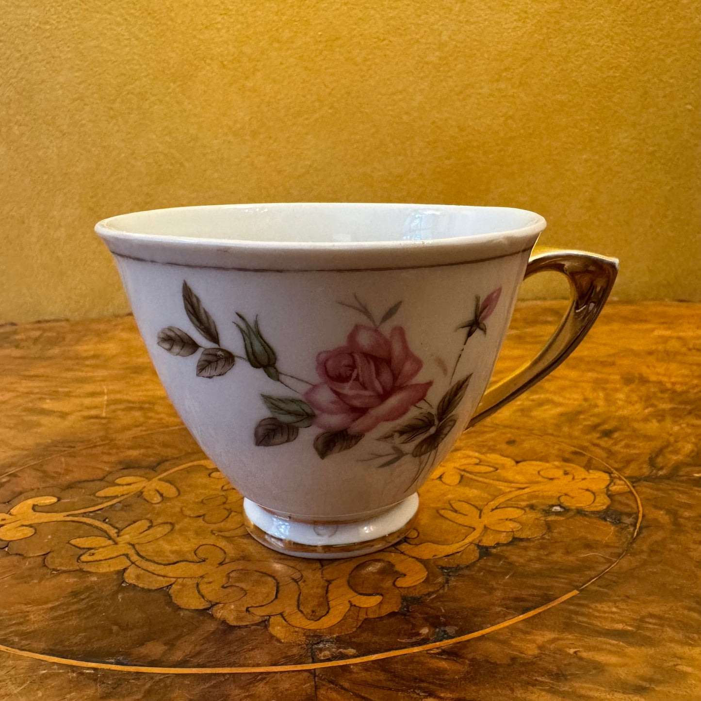 Mist Rose Cup