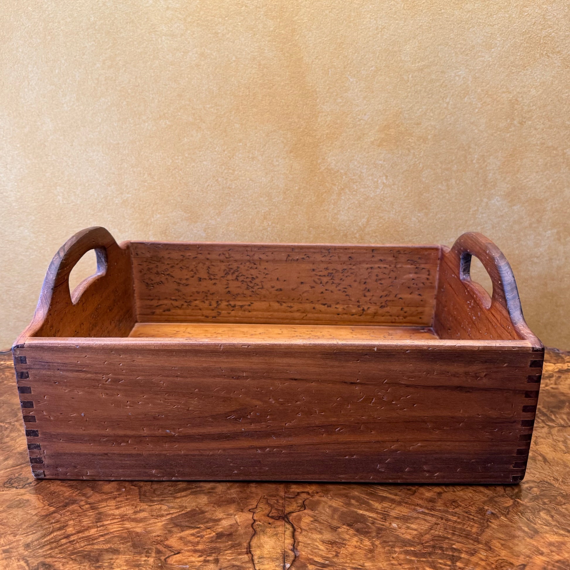N & A Roxburgh & Sons Handcrafted 