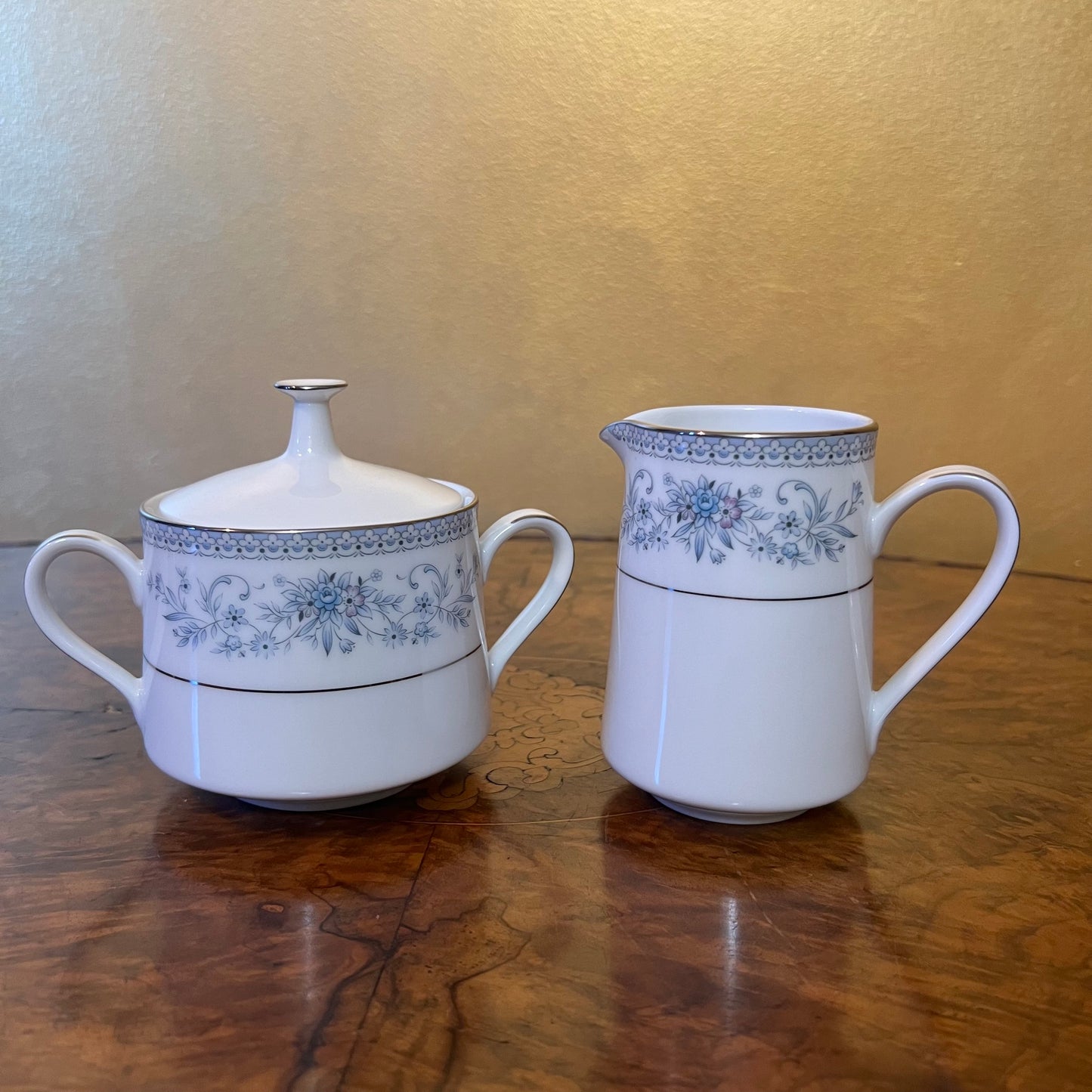 Noritake Blue Hill Milk & Sugar Set