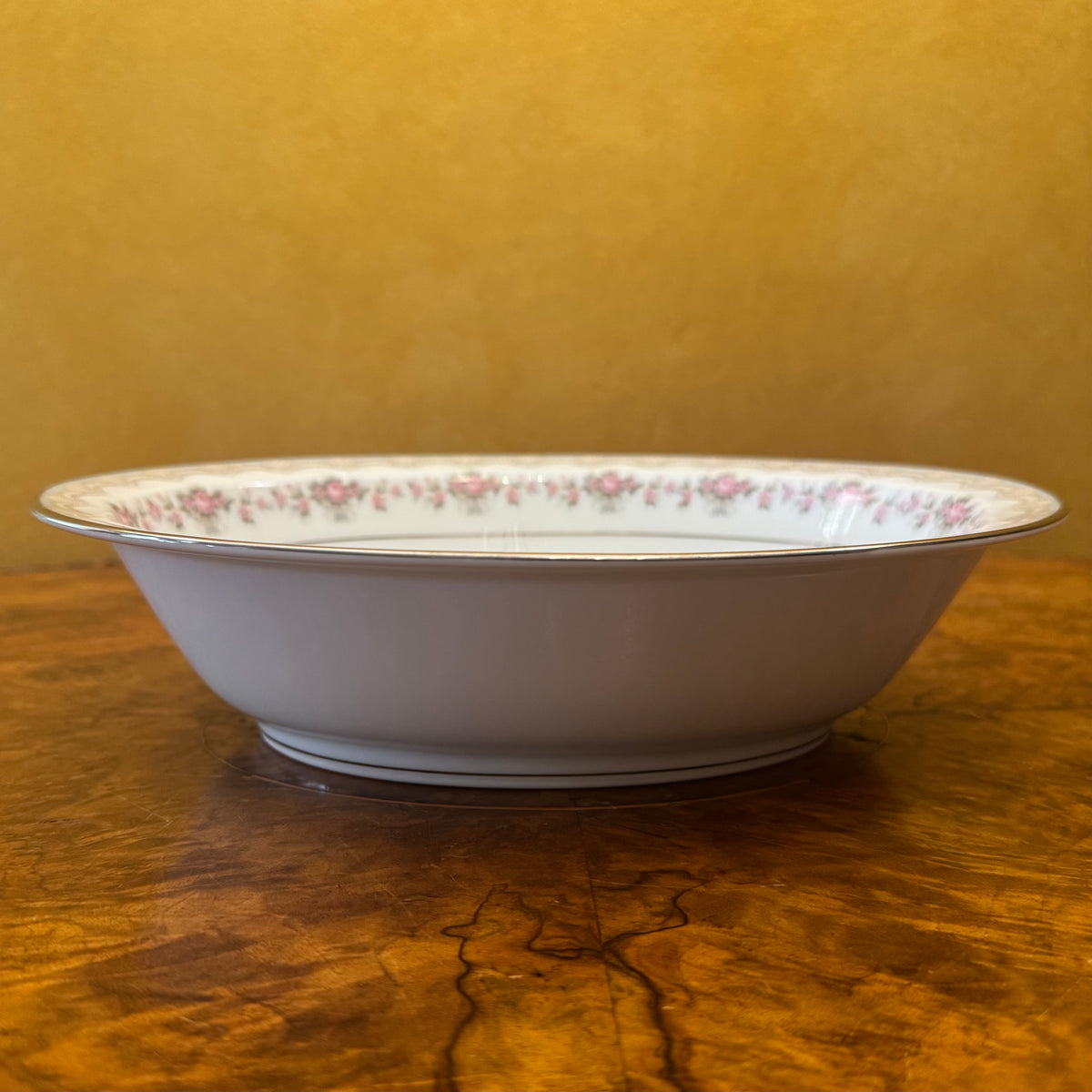 Noritake Glenwood Serving Bowl