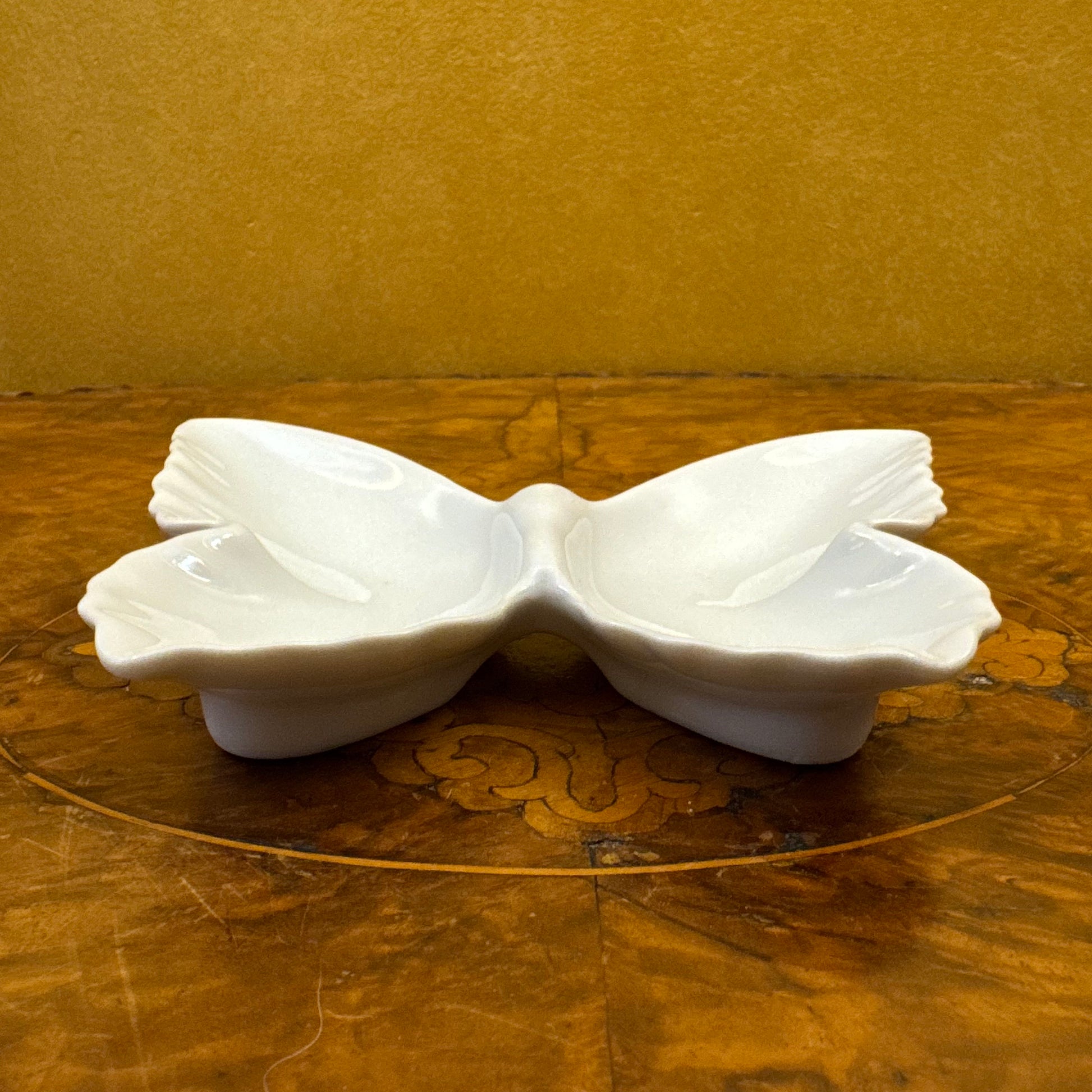 Vintage OMC White Butterfly Porcelain Jewelry Trinket Dish