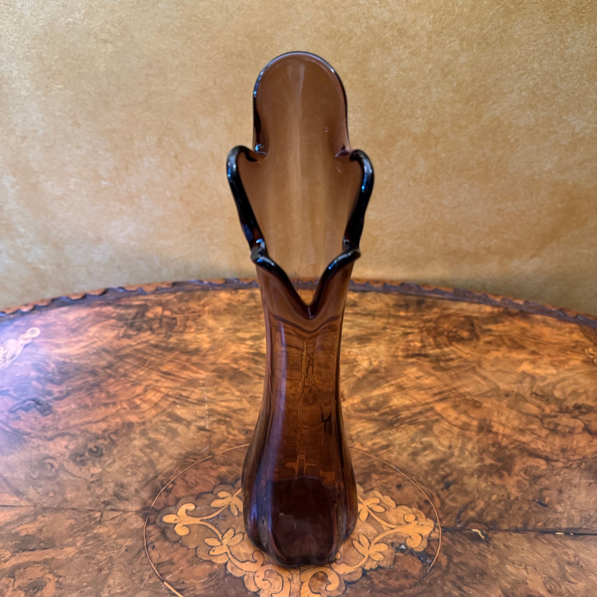 Purple Finger Swung Vase 