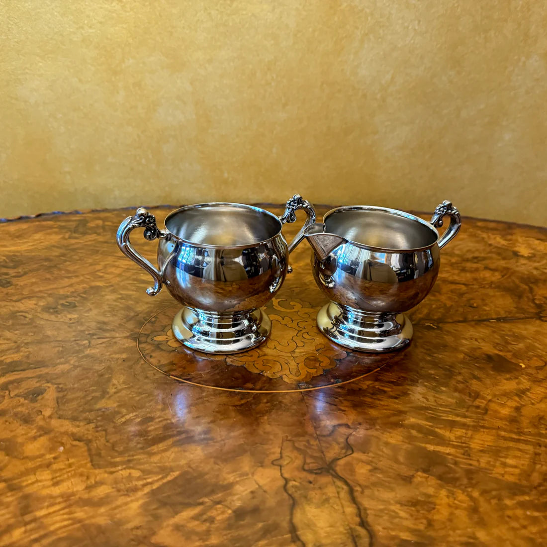 Vintage Ranleigh Silver Plate Milk & Sugar Set