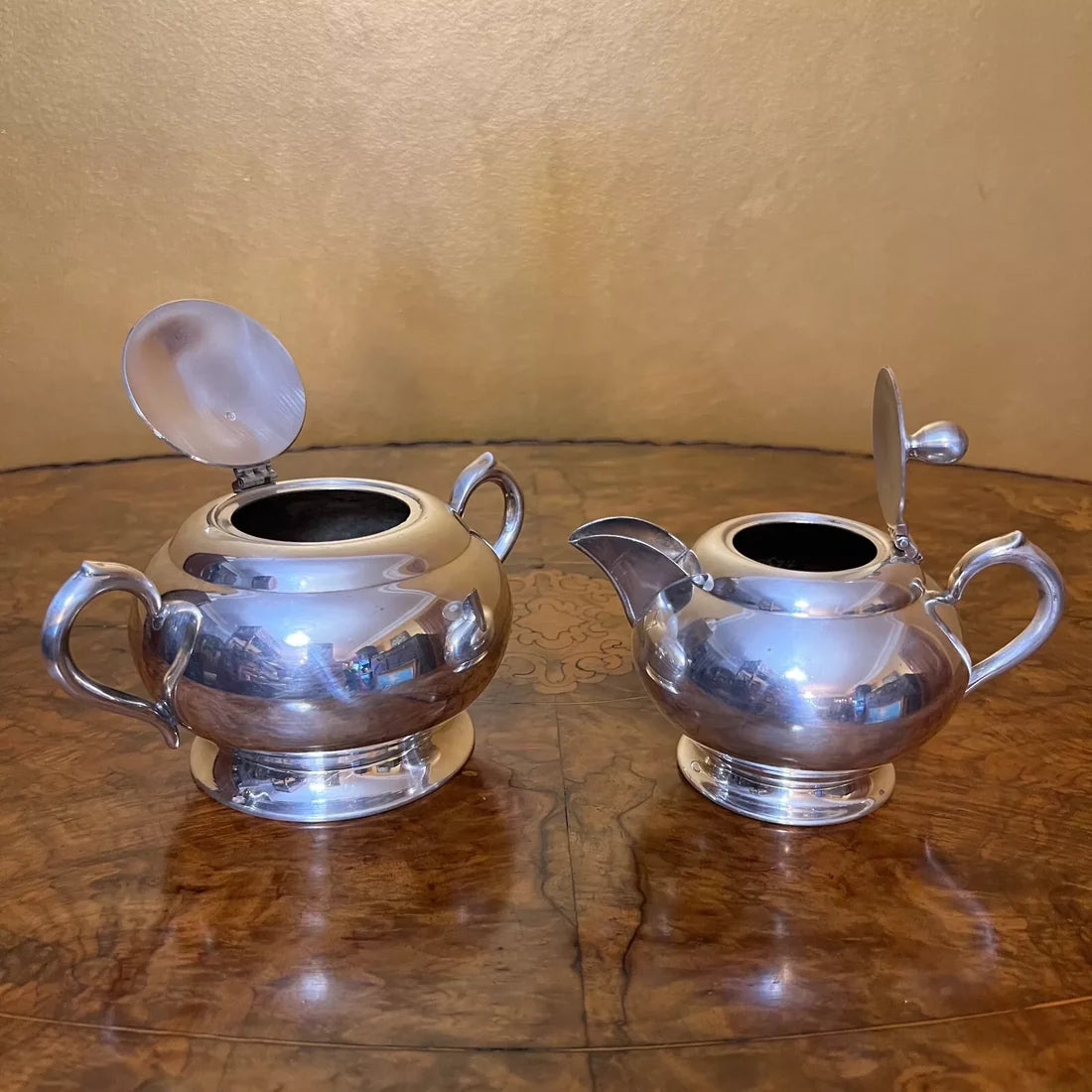 Vintage Renown Silver Plated Tea Pot Set