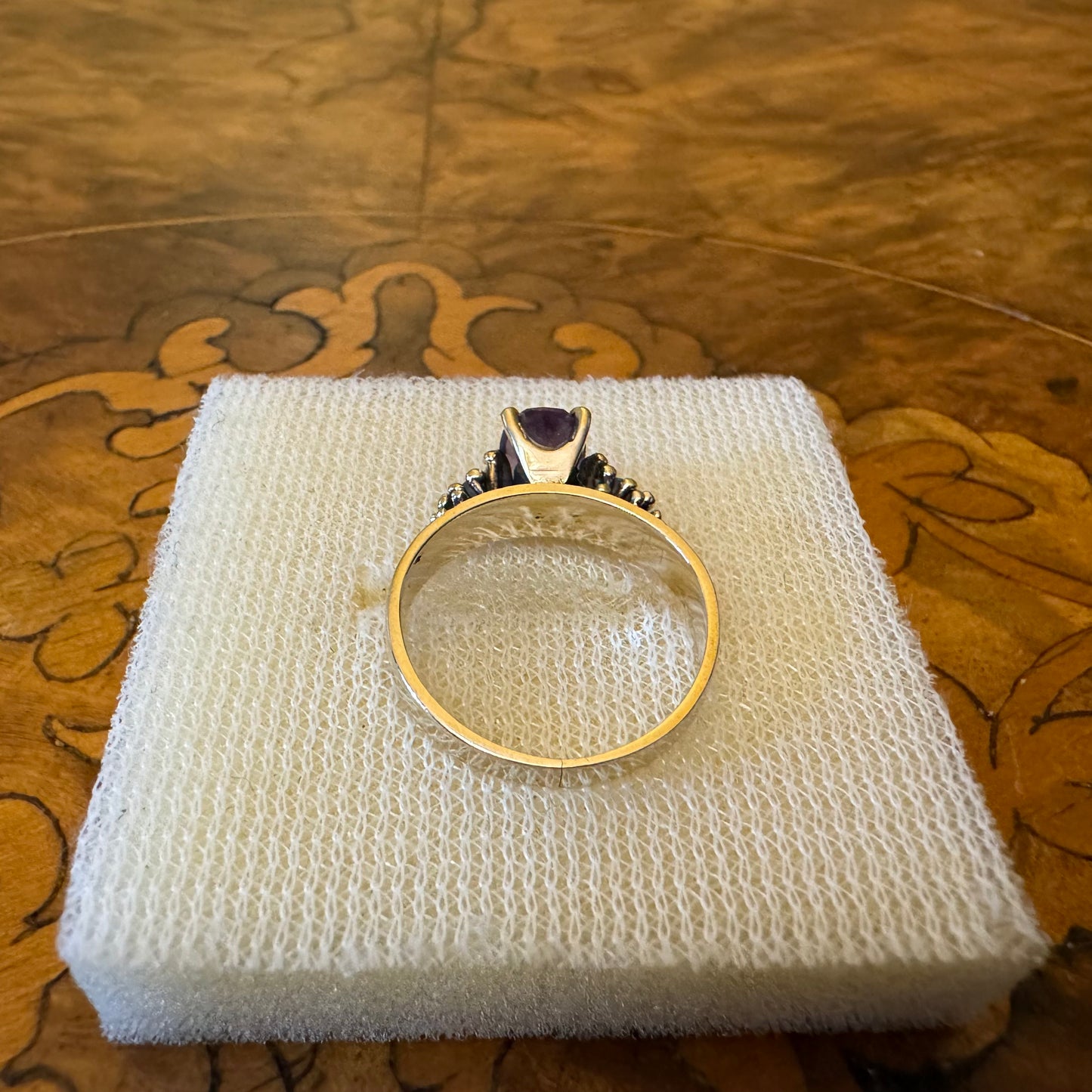 Ring 9ct Gold Amethyst 