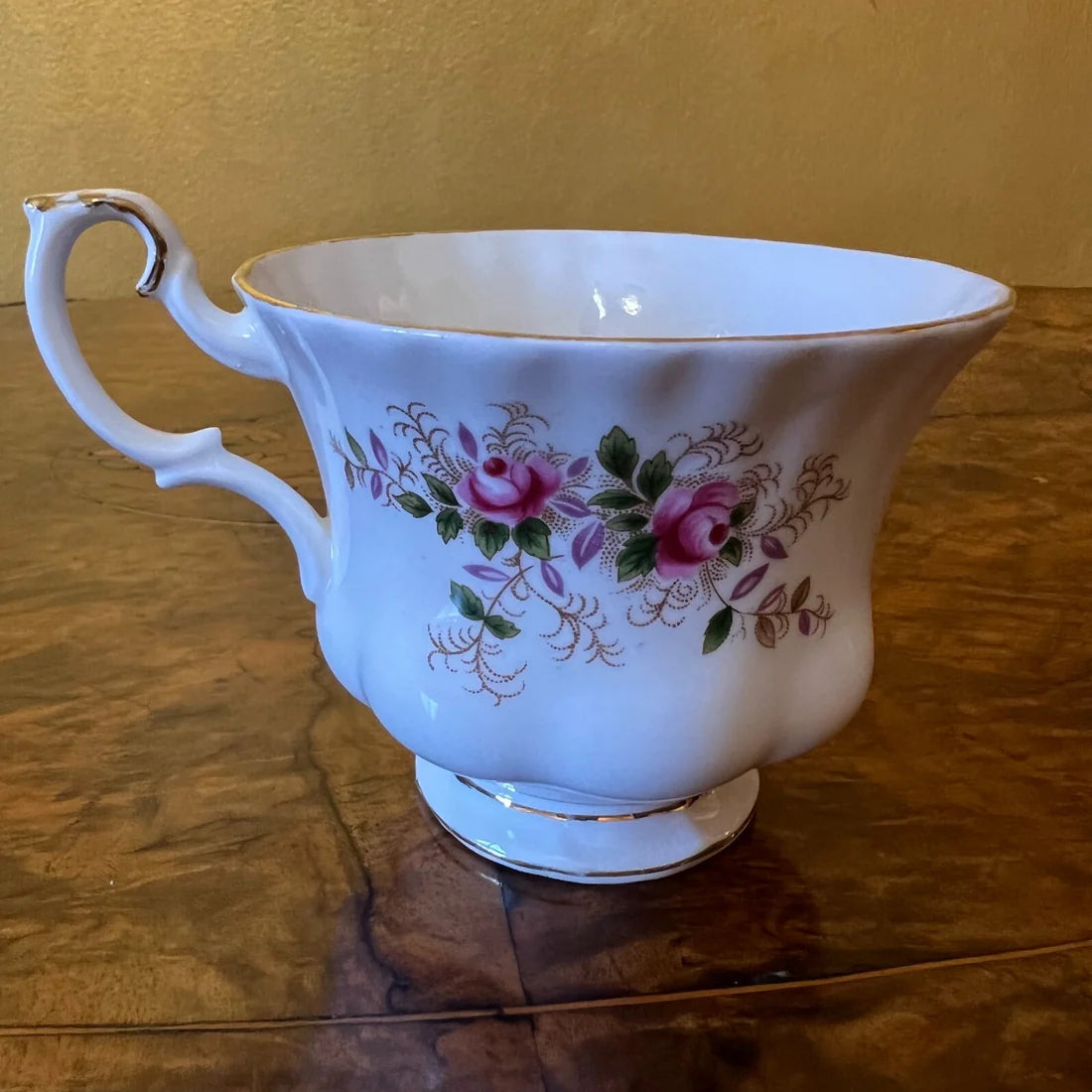 Vintage Royal Albert Lavender Rose Tea Cup Trio Set