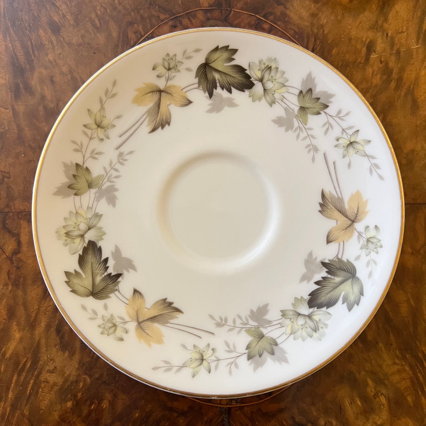  Royal Doulton Autumn Leaf Saucer Vintage 