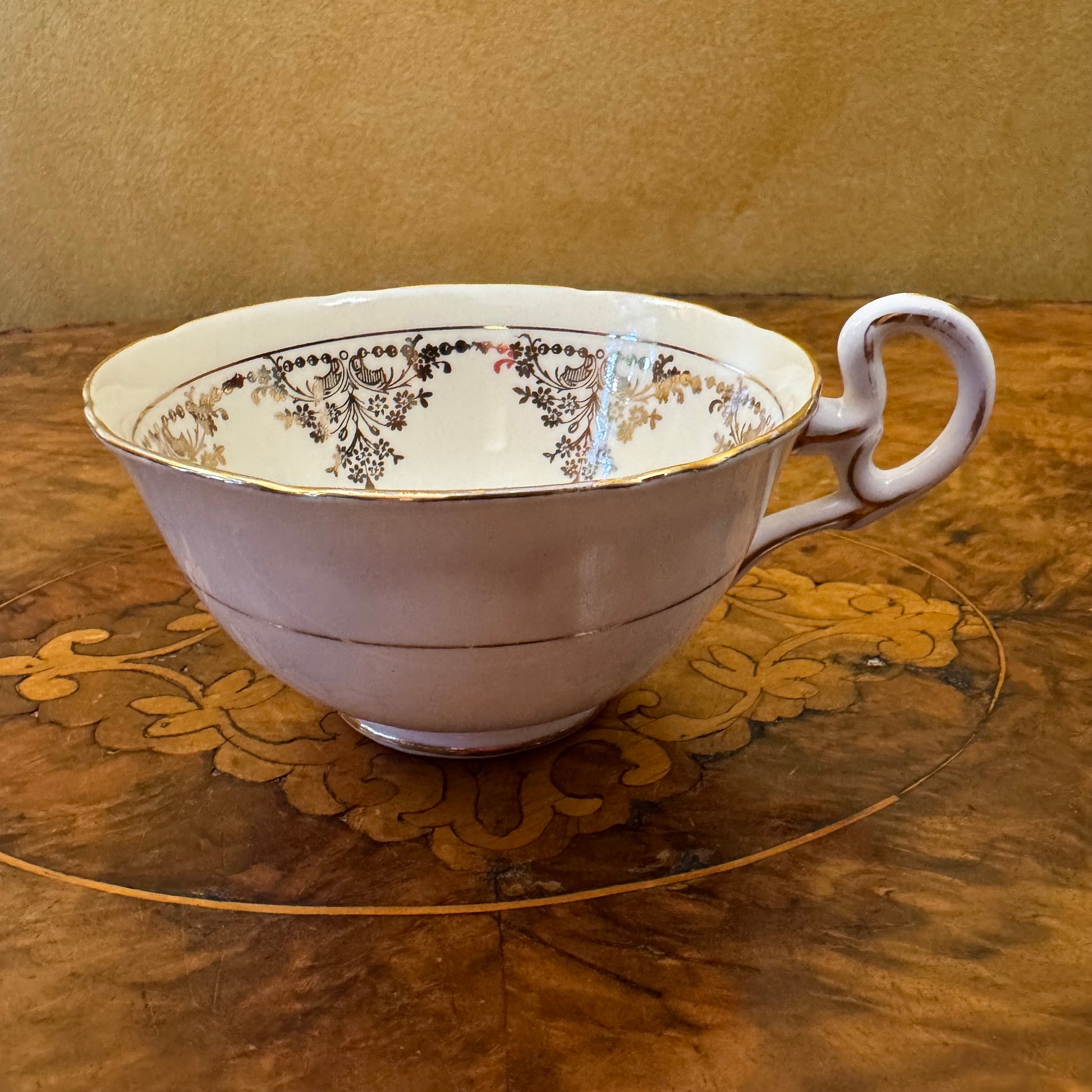Royal Grafton Floral Motif Cup