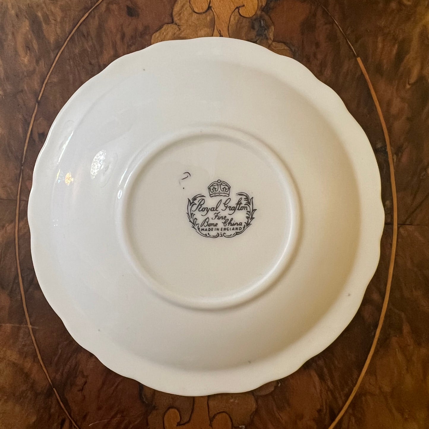 Royal Grafton Small Dish
