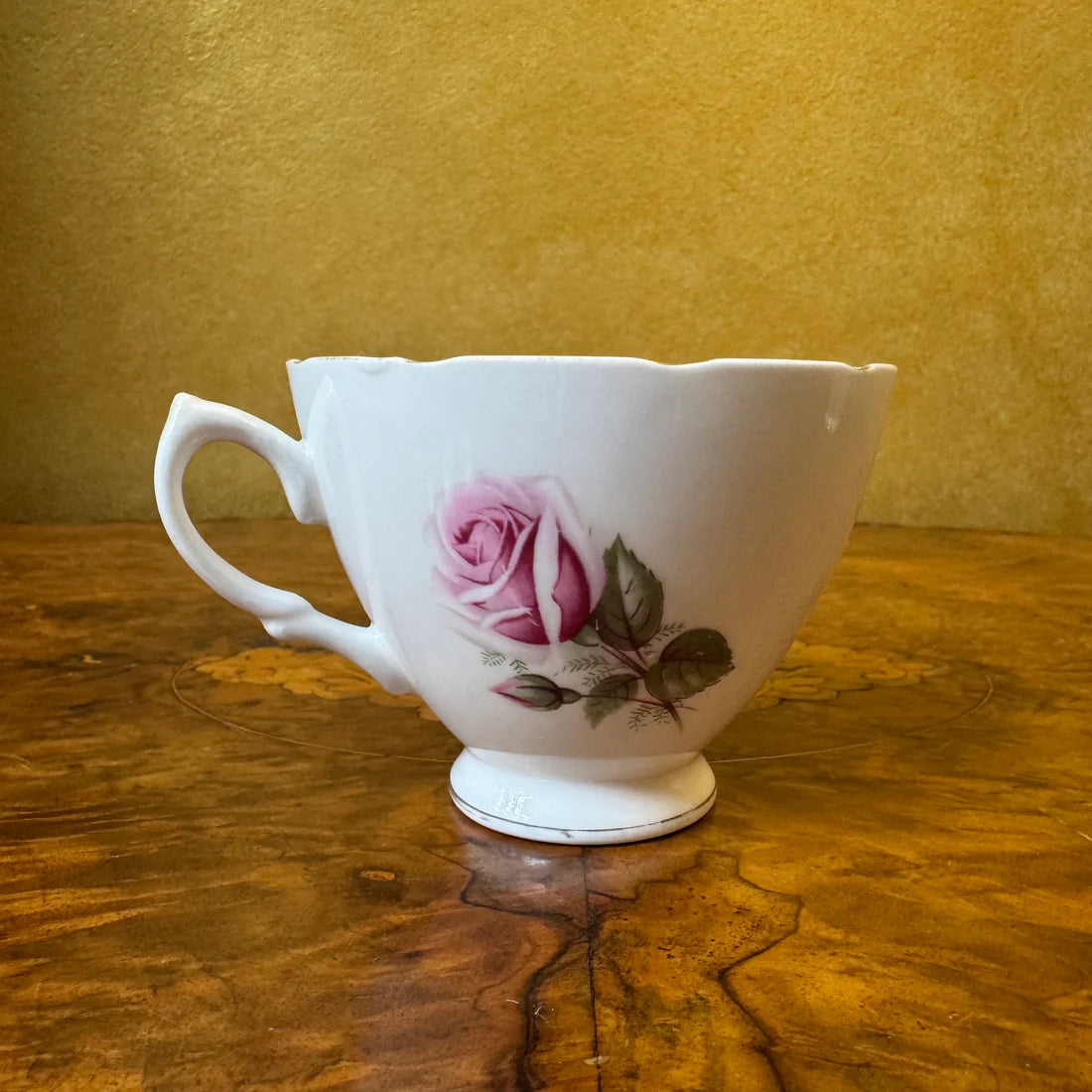 Vintage Royal Vale Pink Rose Tea Cup