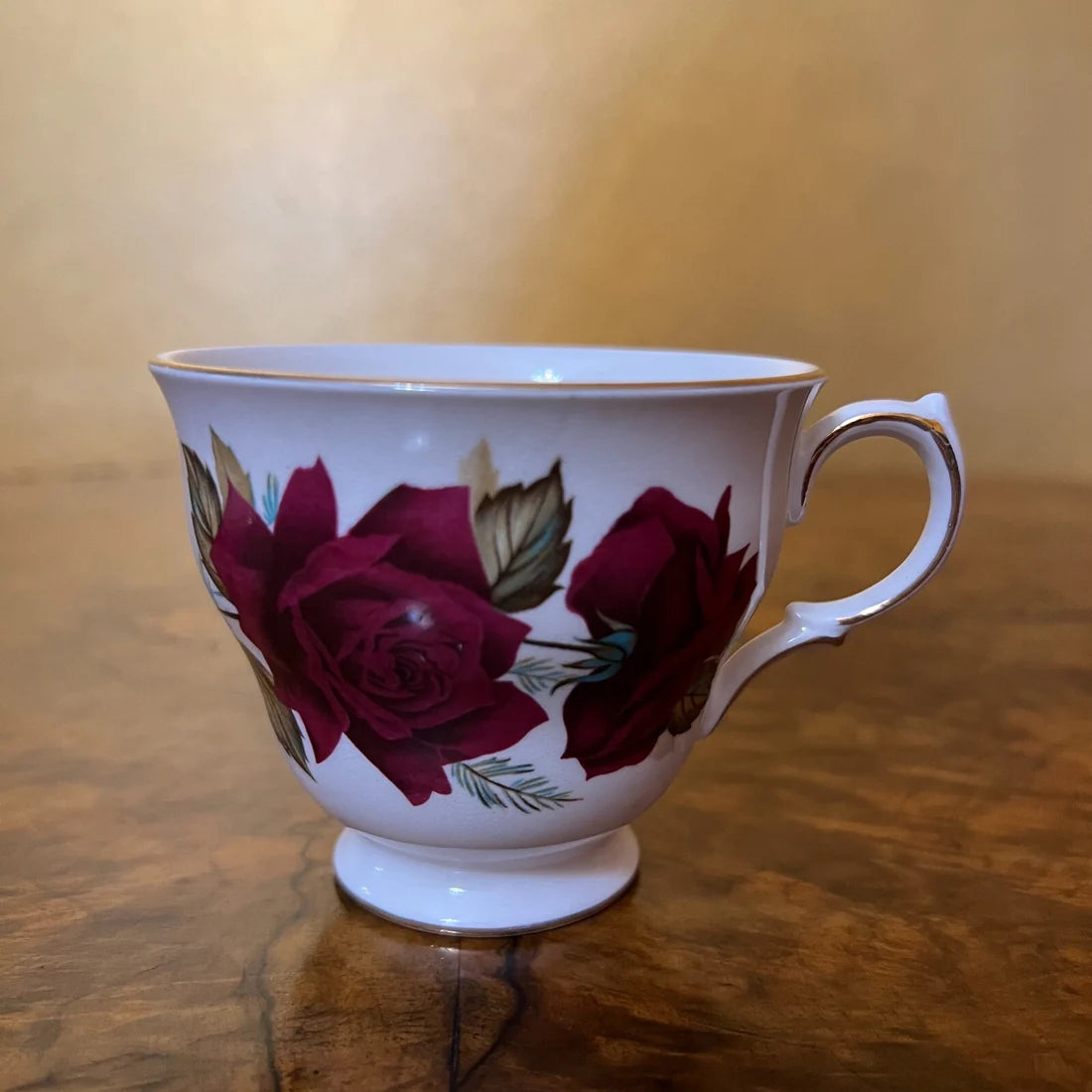 Vintage Royal Vale Rose Tea Cup Trio Set