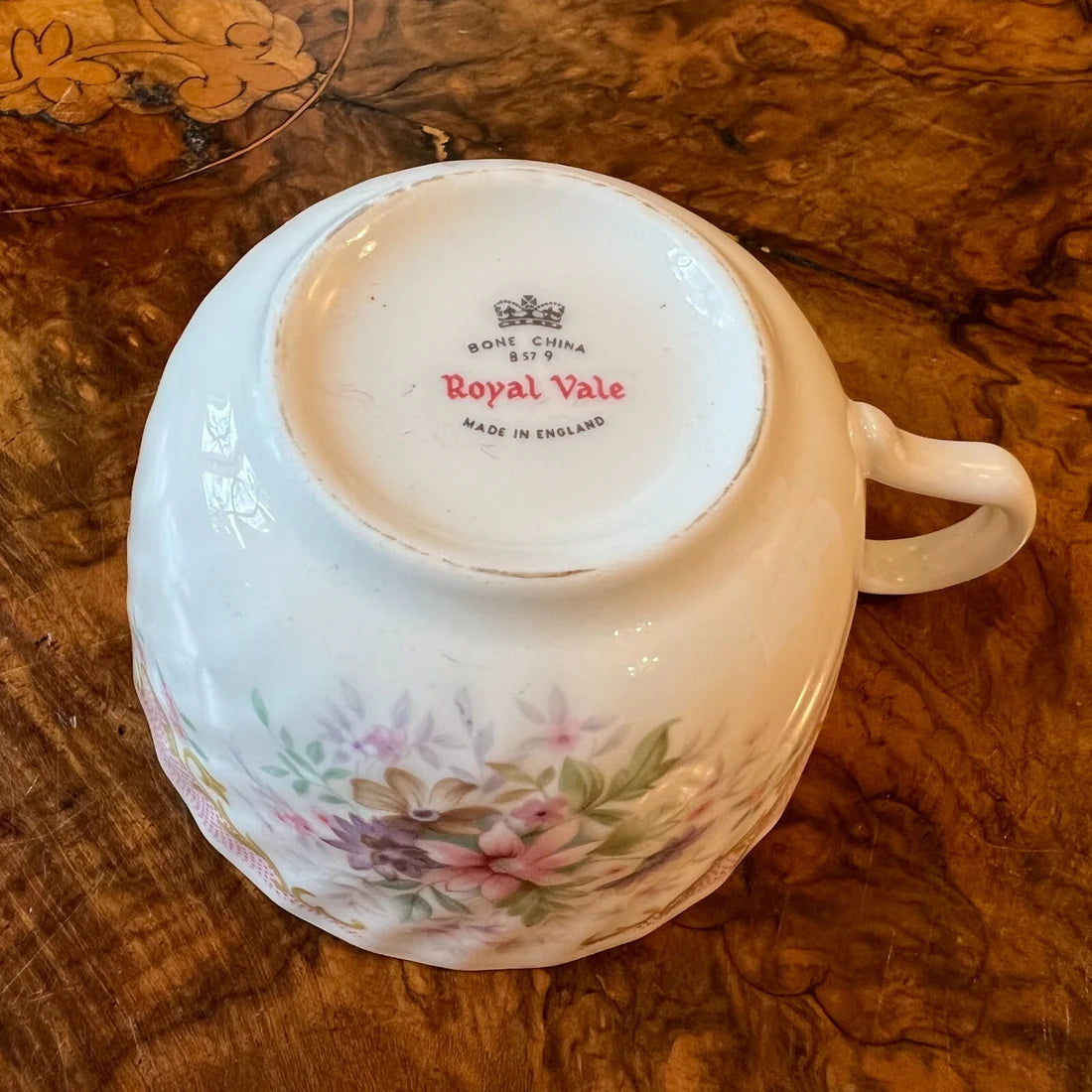 Vintage Royal Vale Serenity Print Tea Cup Trio Set