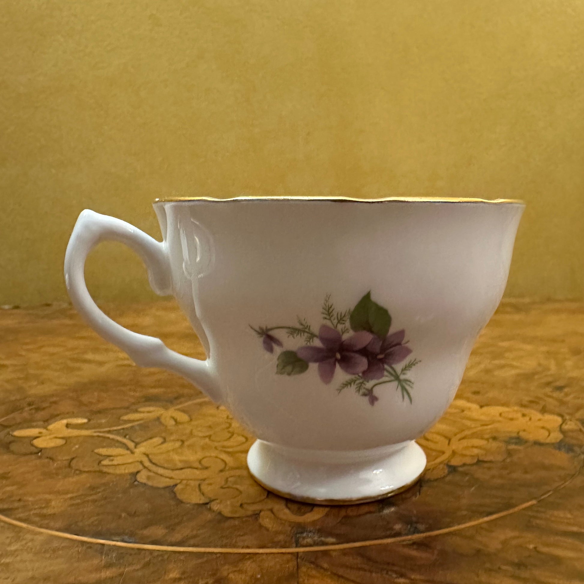 Royal Vale Violets Print Tea Cup 