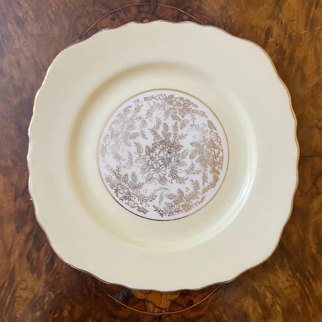 Vintage Royal Vale Yellow Gold Tea Cup Trio Set