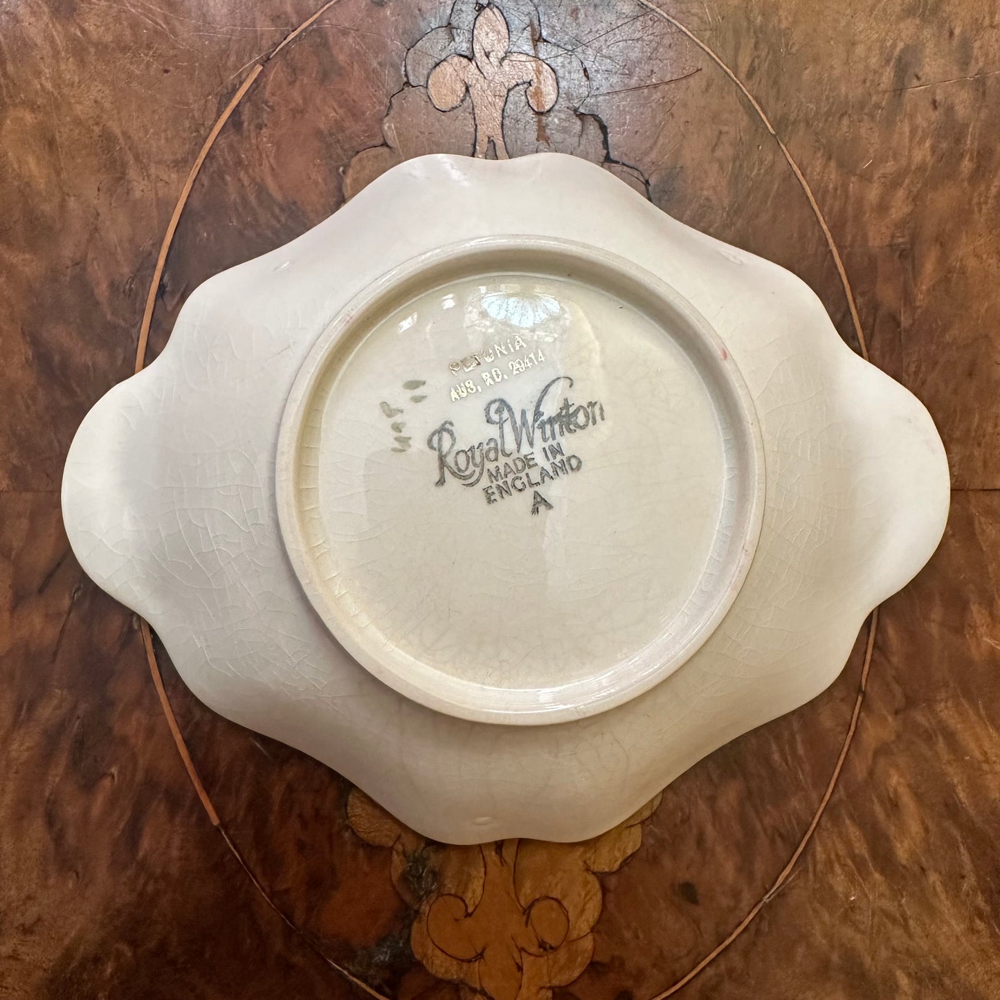 Royal Winton Petunia Dish