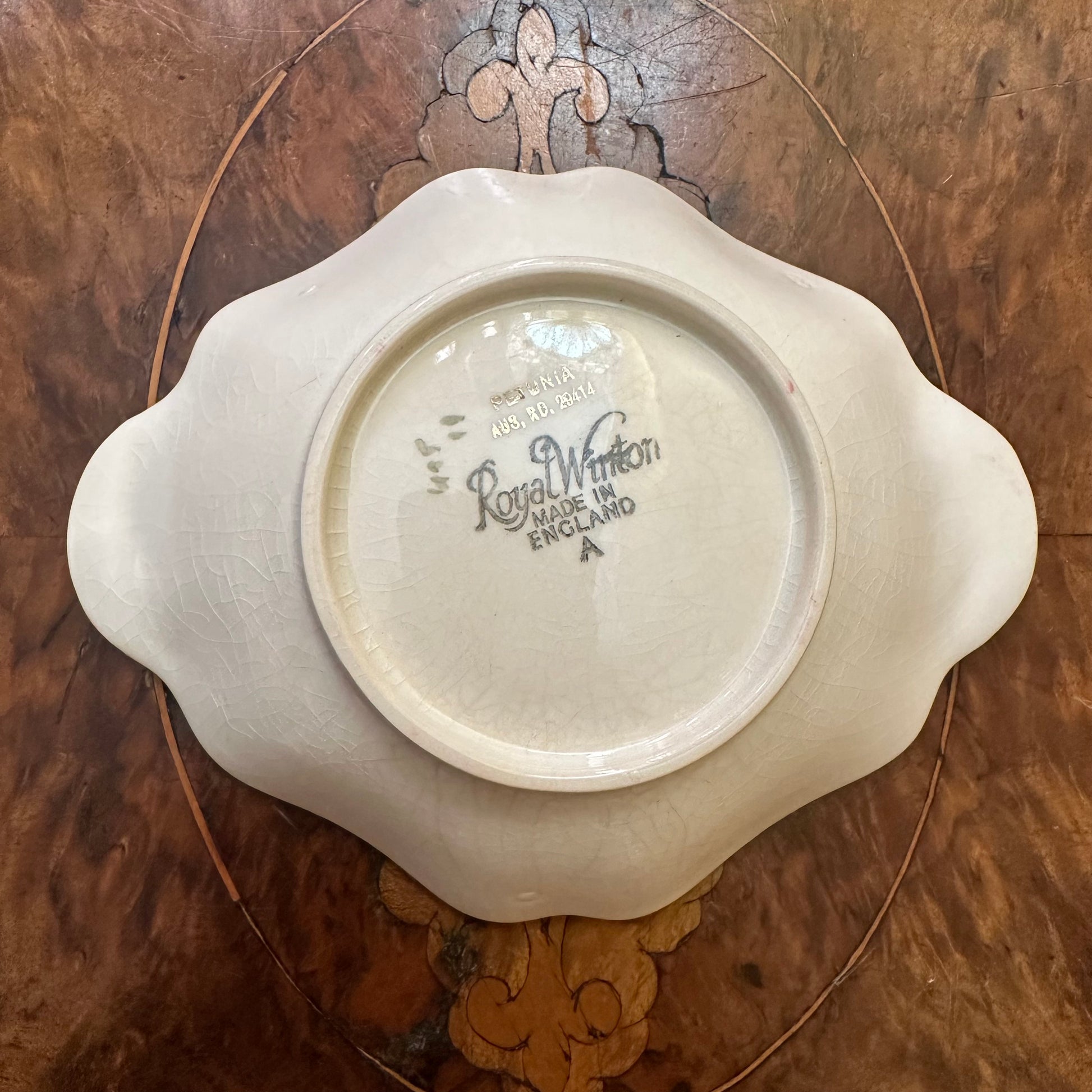 Royal Winton Petunia Dish
