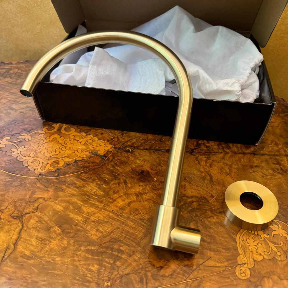 Ryker Brass Swivel Bath Spout Brand New In Box