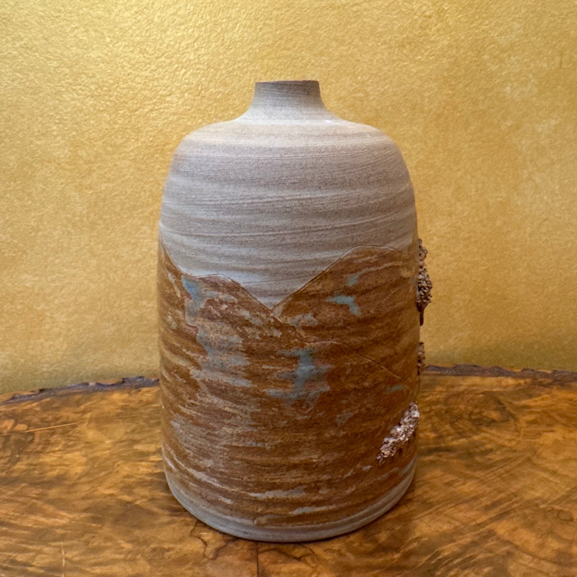 Scotland Pottery Isle Of Arran Vase Bottle Ornament 