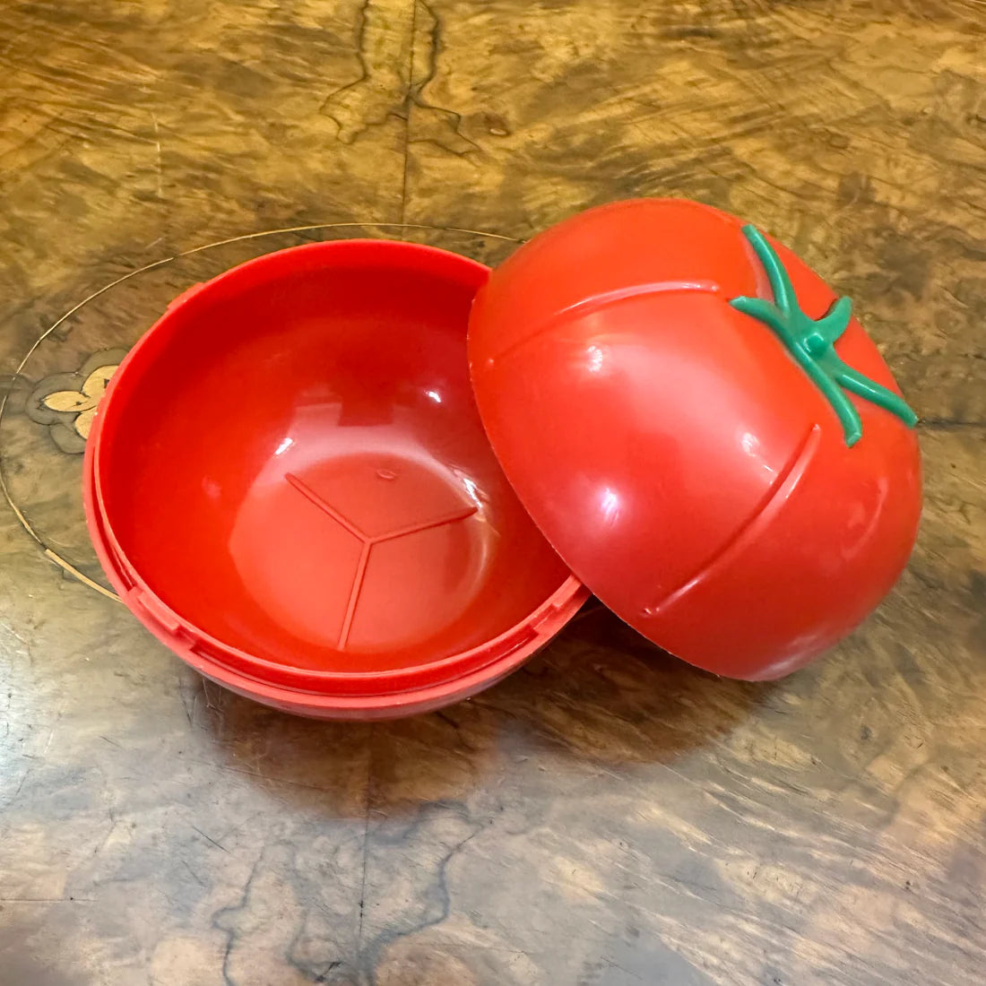 Simple Kitchen Tomato Shape Container