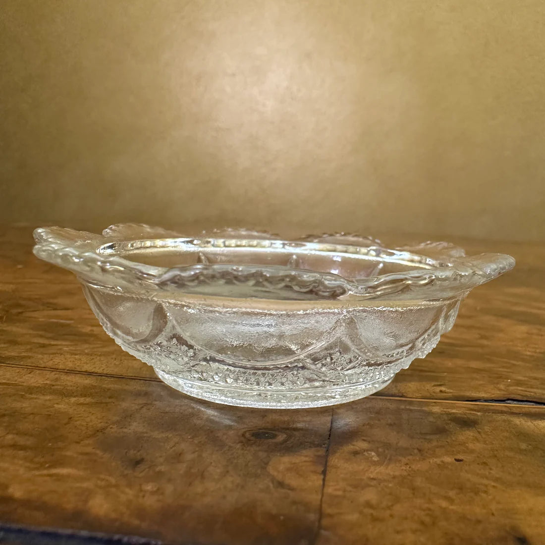 Vintage Small Scolloped Edge Dish