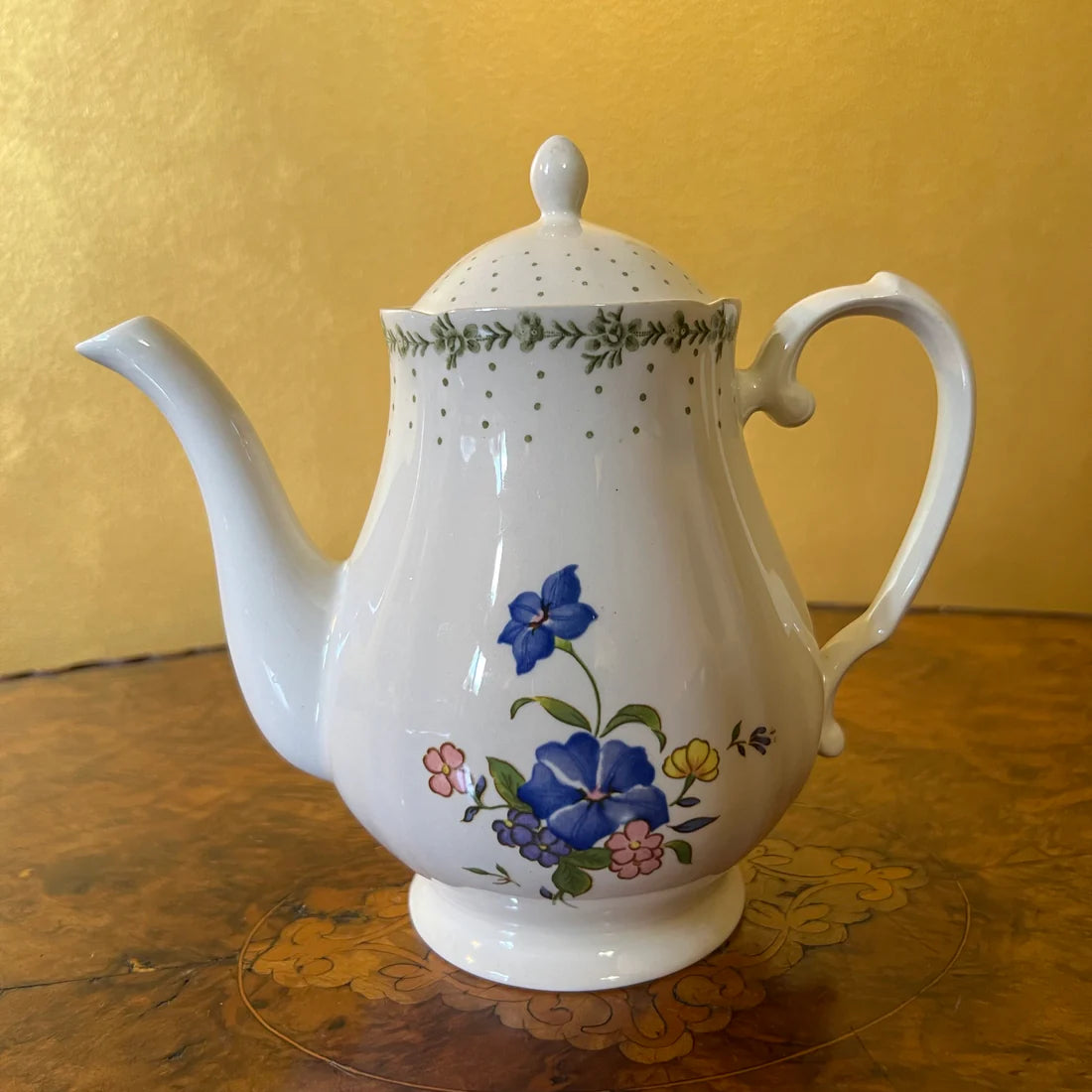 Sosume Violets Print Teapot