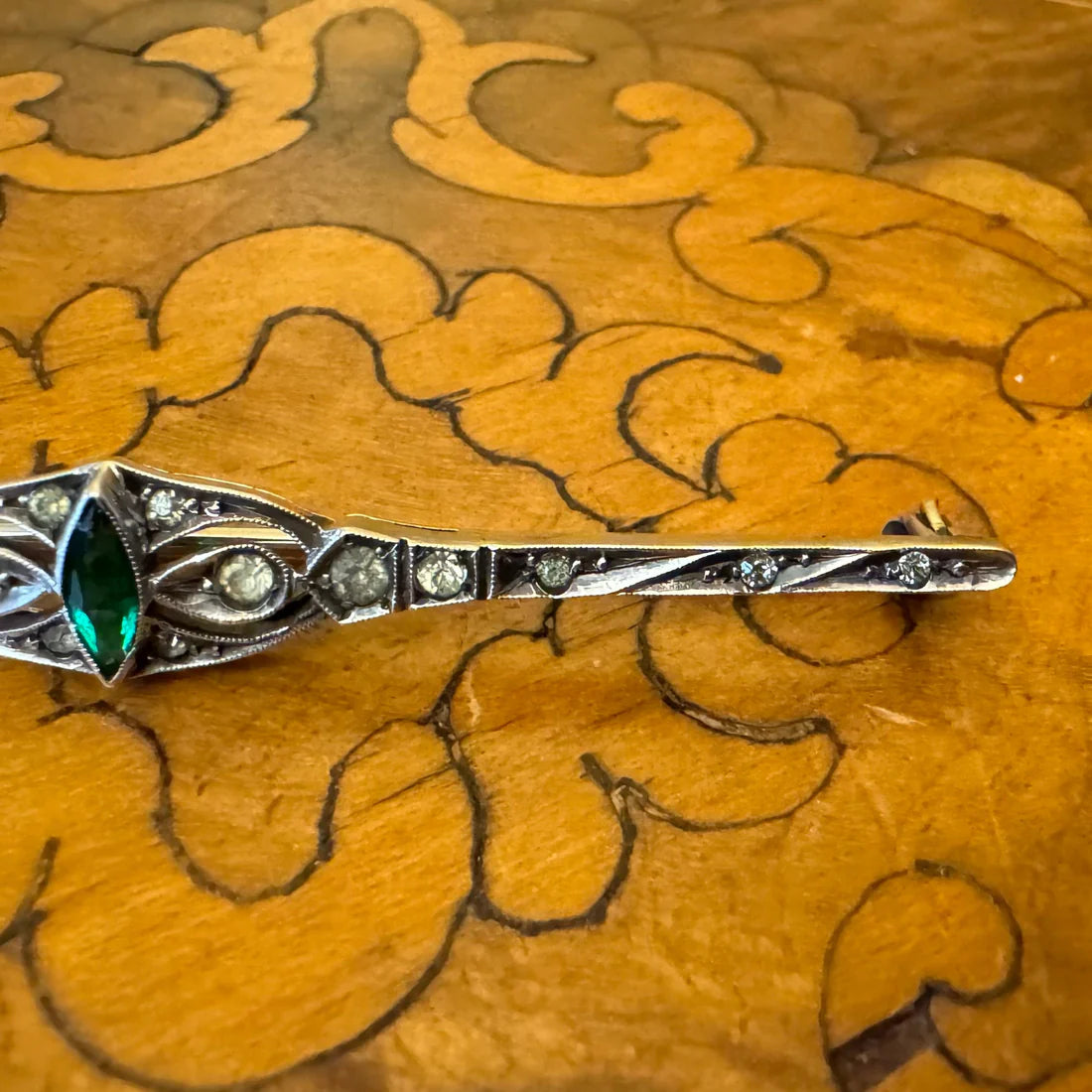 Vintage Sterling Silver Green & Clear Stone Brooch