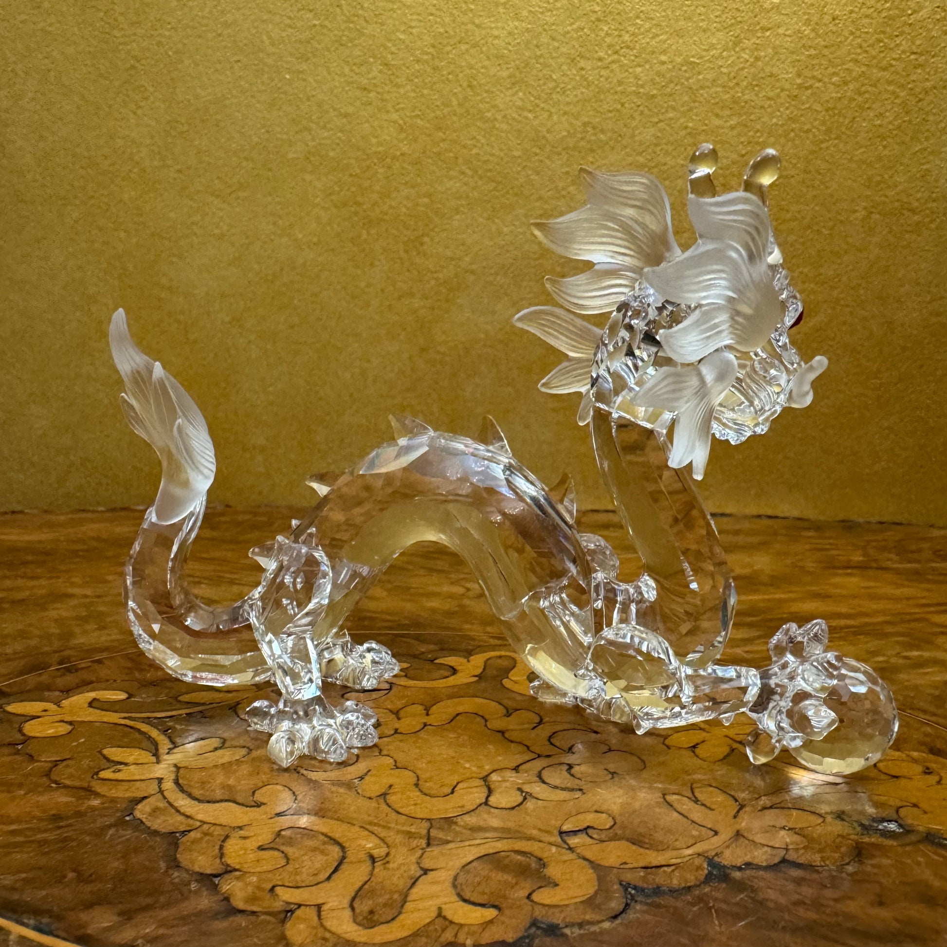 Swarovski Crystal 1997 Limited Edition Dragaon Figurine Ornament 