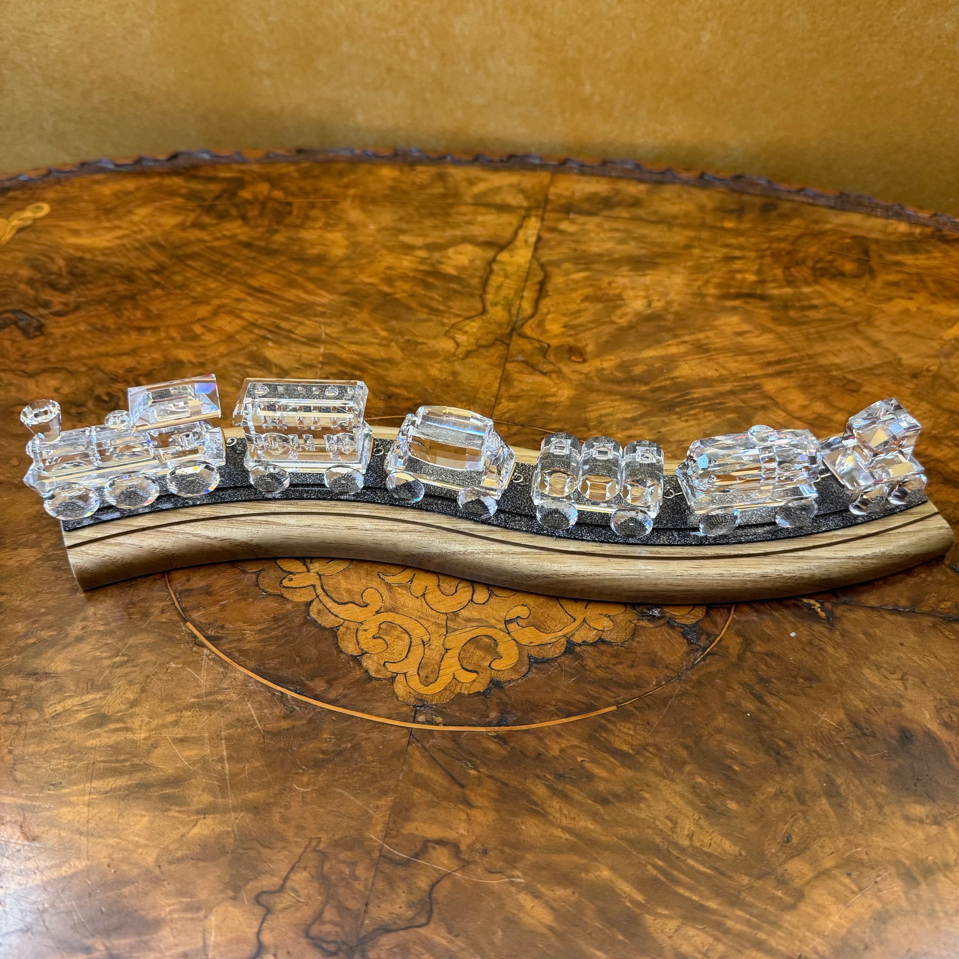 Swarovski Crystal 6 Piece Train Set Curved Track