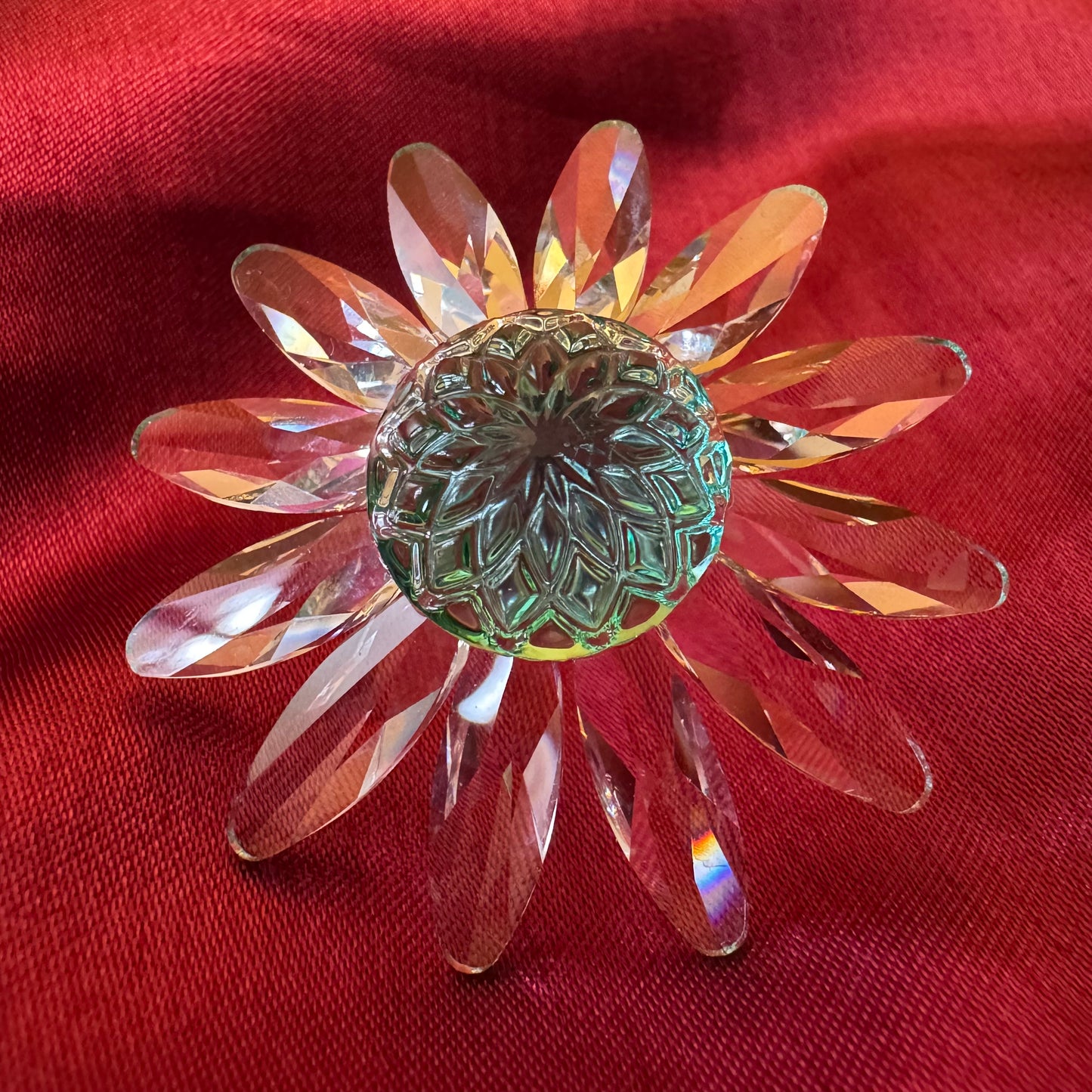 Swarovski Crystal Green Marguerite Member 