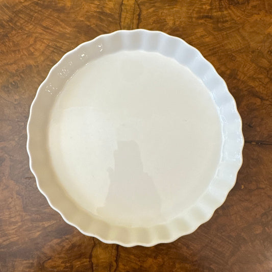 Symphony White Porcelain Pie Dish 