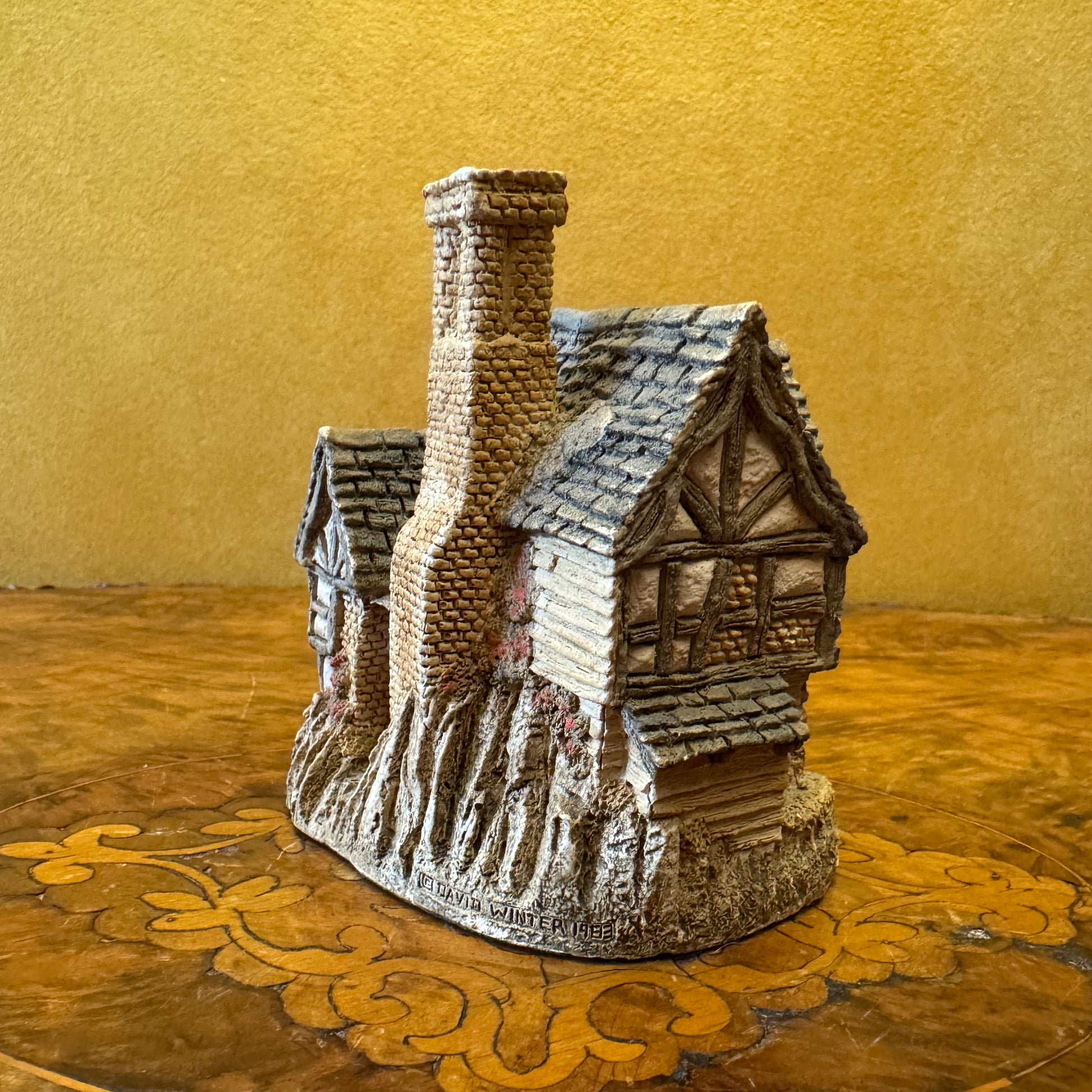 The Bakehouse By David Winter Miniature Ornament 