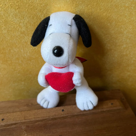The Many Lives Of Snoopy Valentine McDonalds Toy
