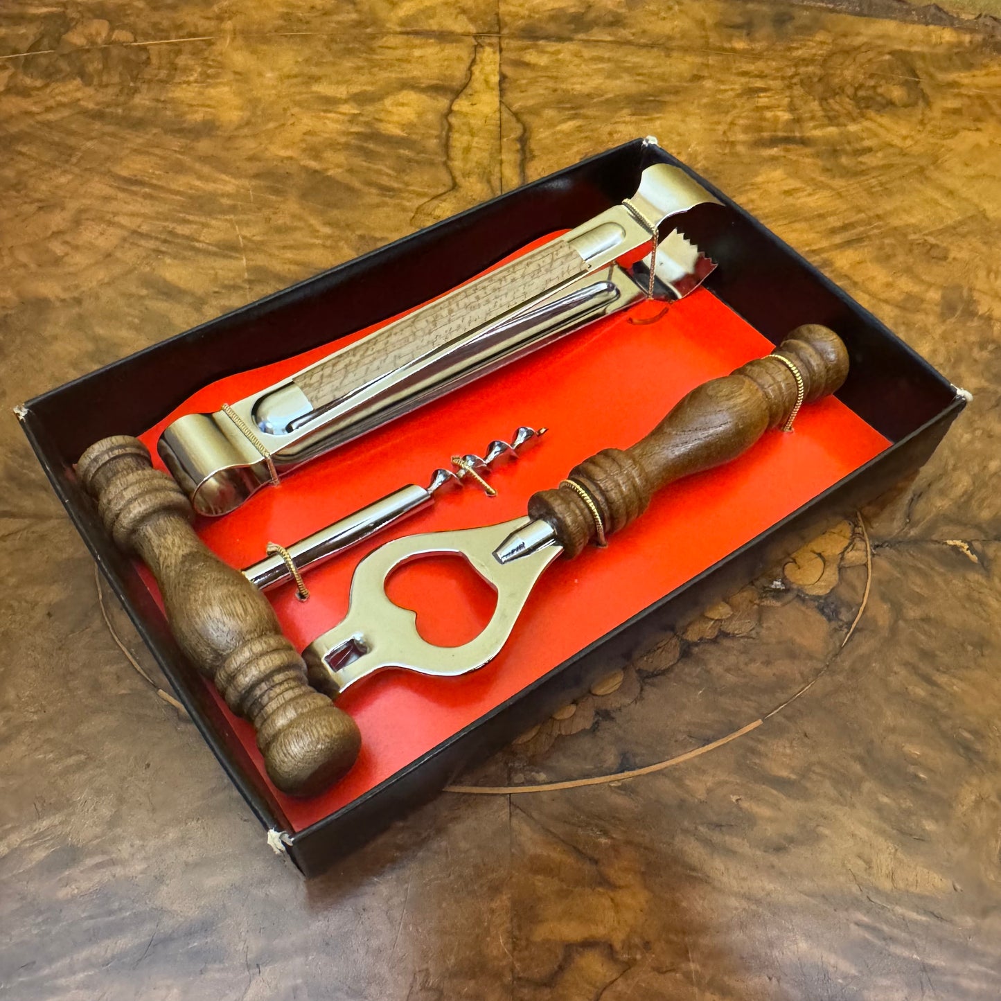 Three Piece Bar Set 