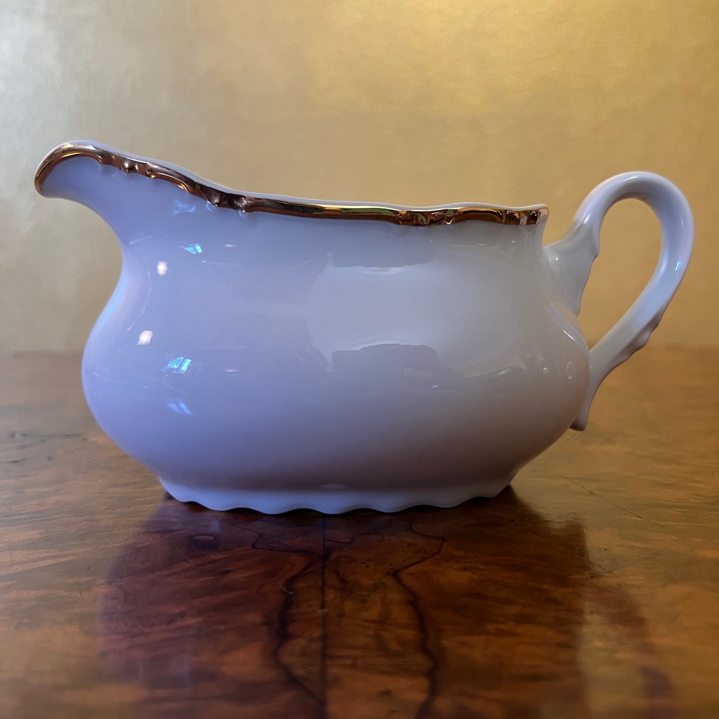 Thun Czech Republic White Gold Gravy Boat 