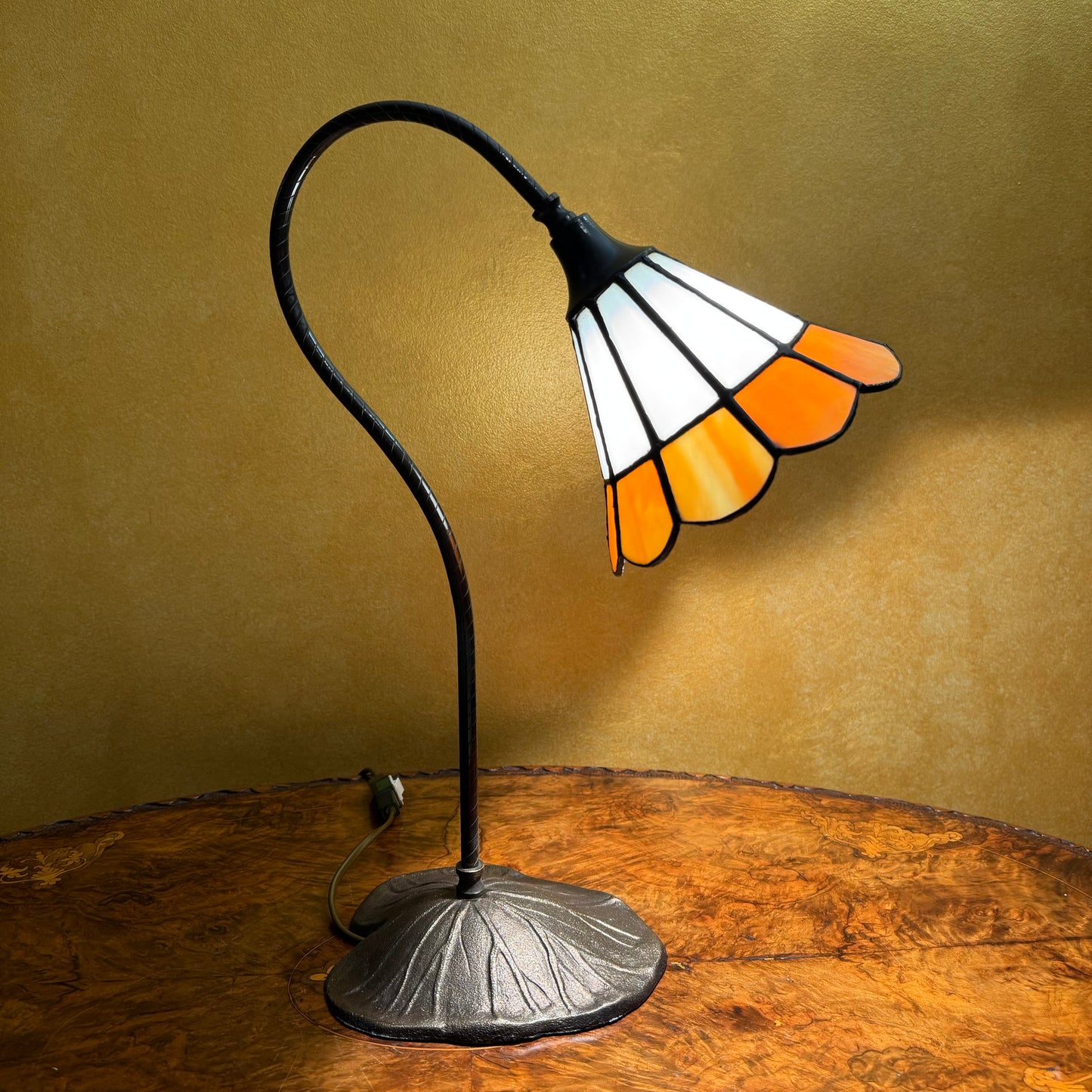 Tiffany Style Stained Glass Lamp