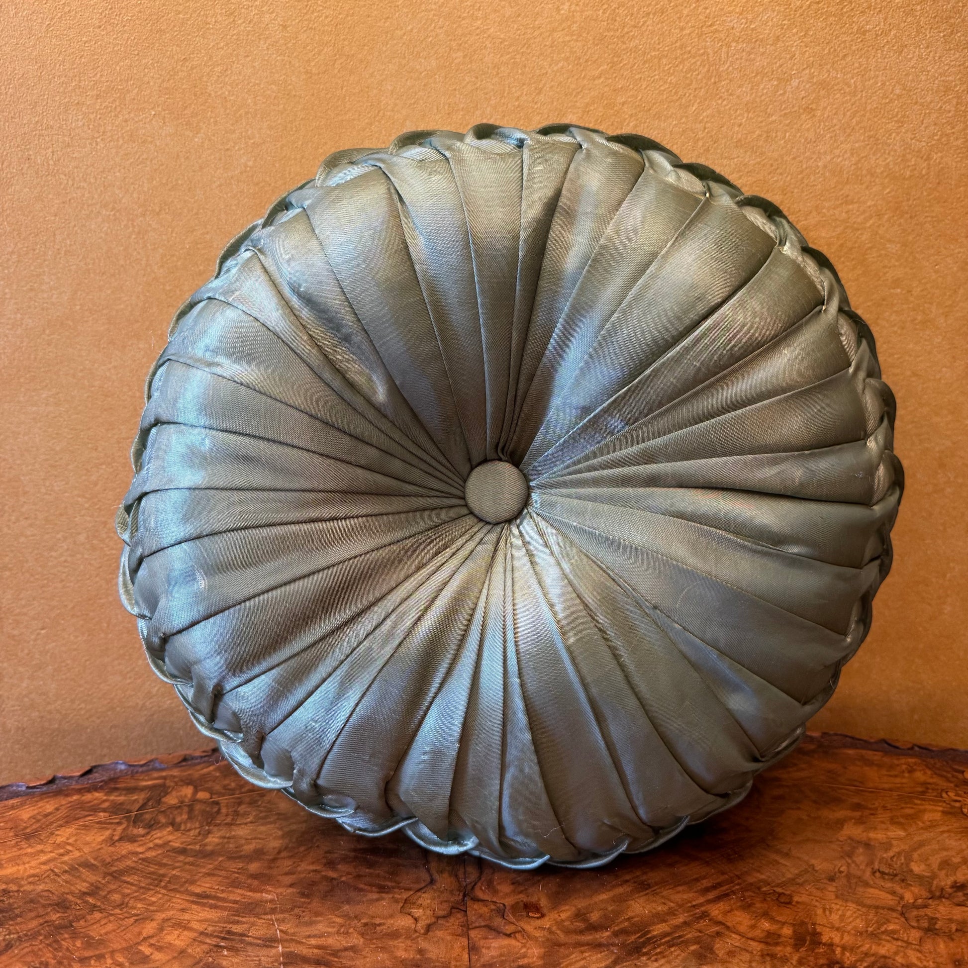 Tufted Round Decorative Pillow 