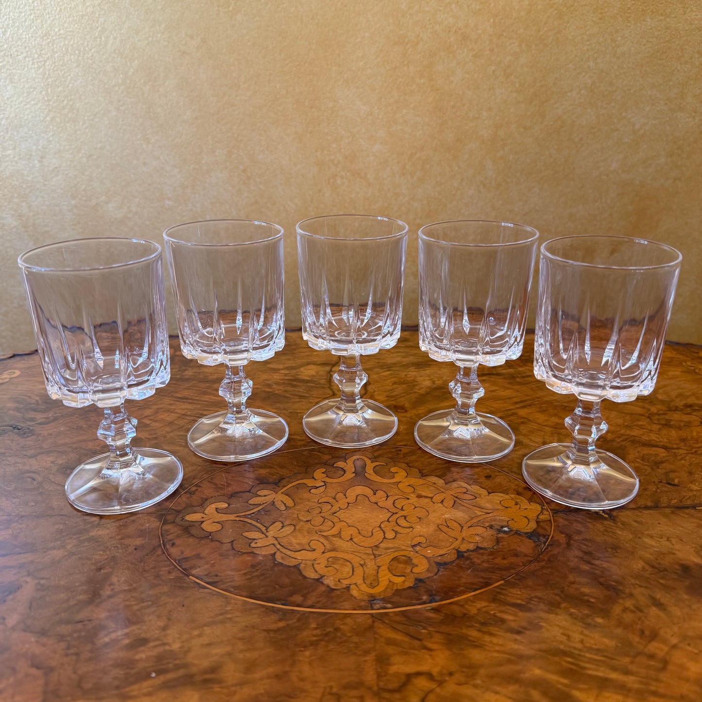 Vertical Cut Elegant Crystal Small Wine Glasses Set