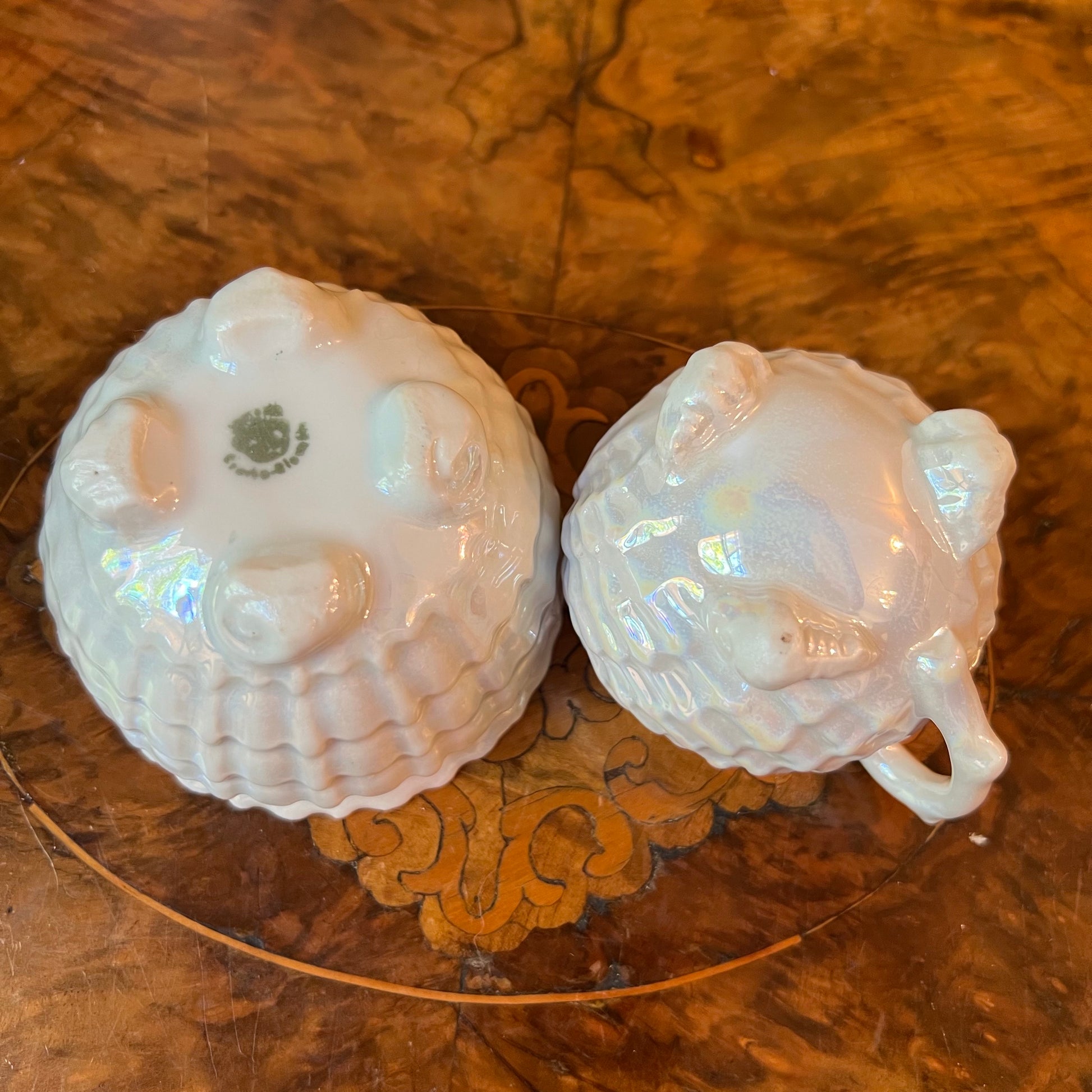 Victoria Milk & Sugar Bowl Set