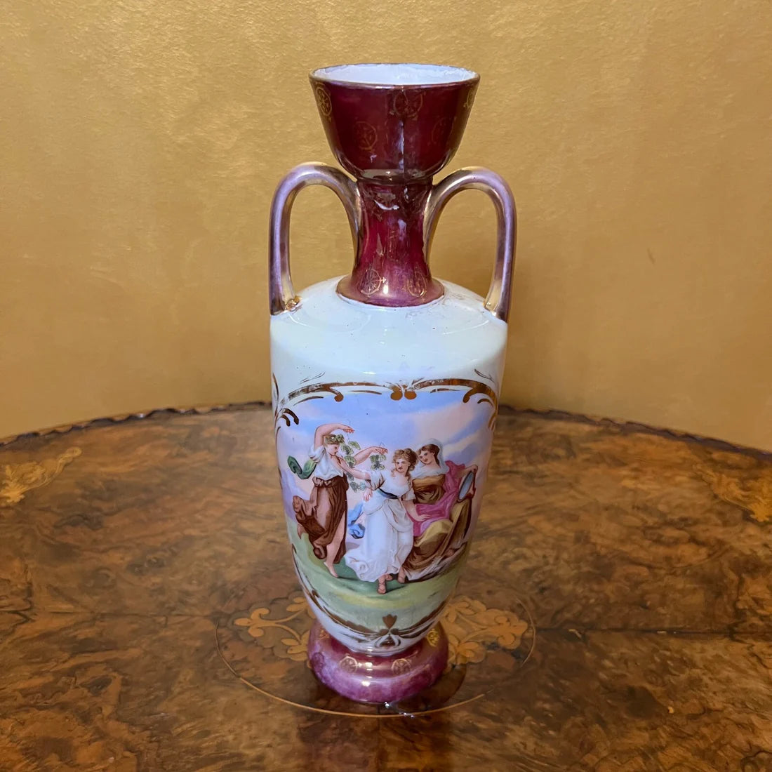Vintage Victoria Printed Vase