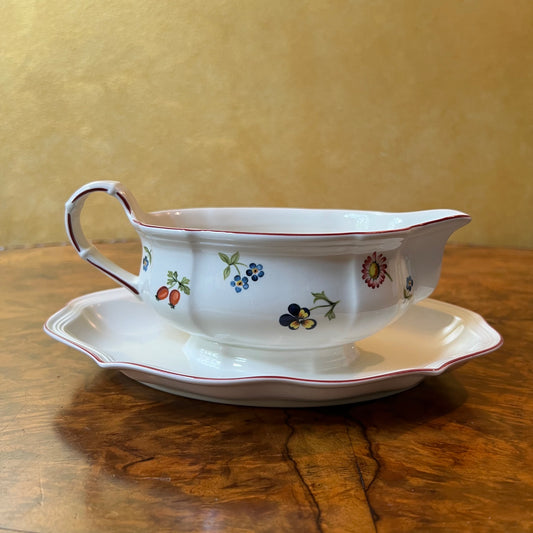 Villeroy & Boch Petite Fleur Gravy Boat & Saucer